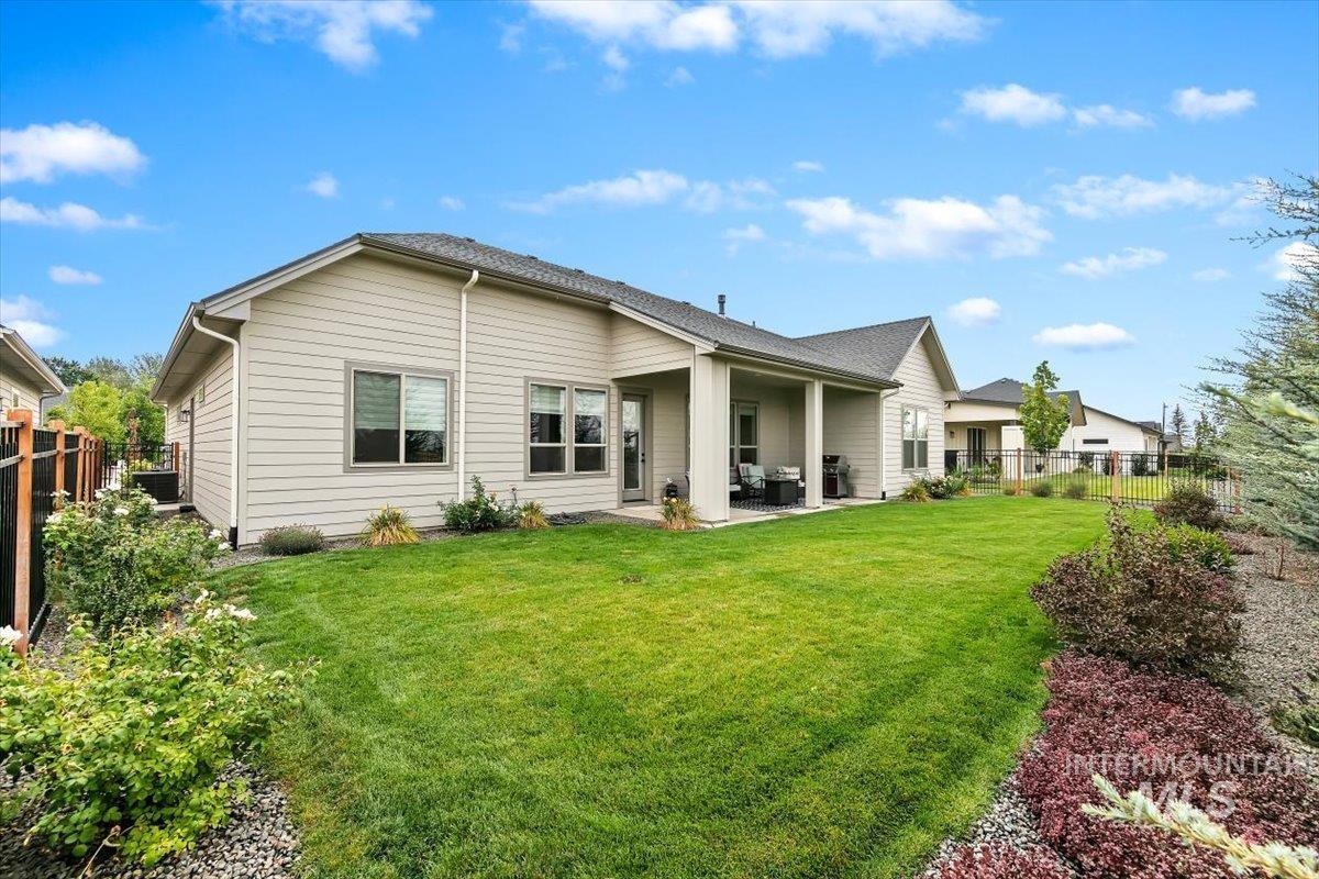 1911 N Willowick Ave, Eagle, Idaho 83616, 4 Bedrooms, 3 Bathrooms, Residential For Sale, Price $824,999, 98998809