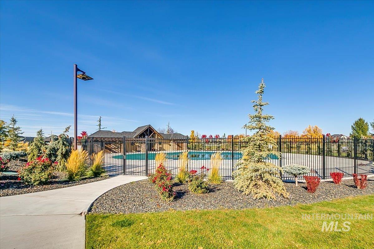 1911 N Willowick Ave, Eagle, Idaho 83616, 4 Bedrooms, 3 Bathrooms, Residential For Sale, Price $824,999, 98998809