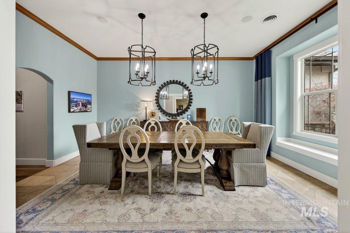 1013 E Rivers End Drive, Eagle, Idaho 83616, 5 Bedrooms, 3.5 Bathrooms, Residential For Sale, Price $1,499,000, 98998813