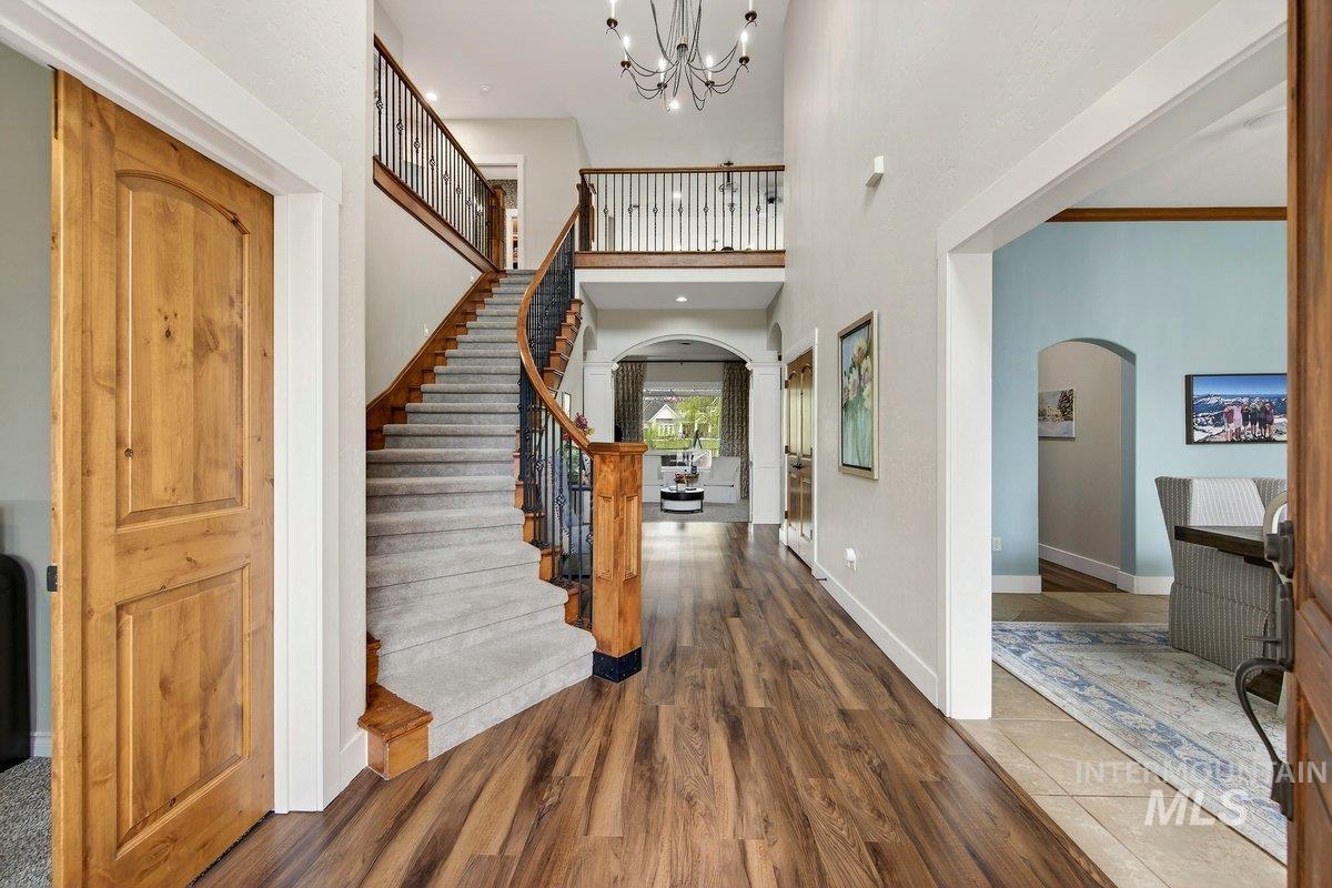 1013 E Rivers End Drive, Eagle, Idaho 83616, 5 Bedrooms, 3.5 Bathrooms, Residential For Sale, Price $1,499,000, 98998813