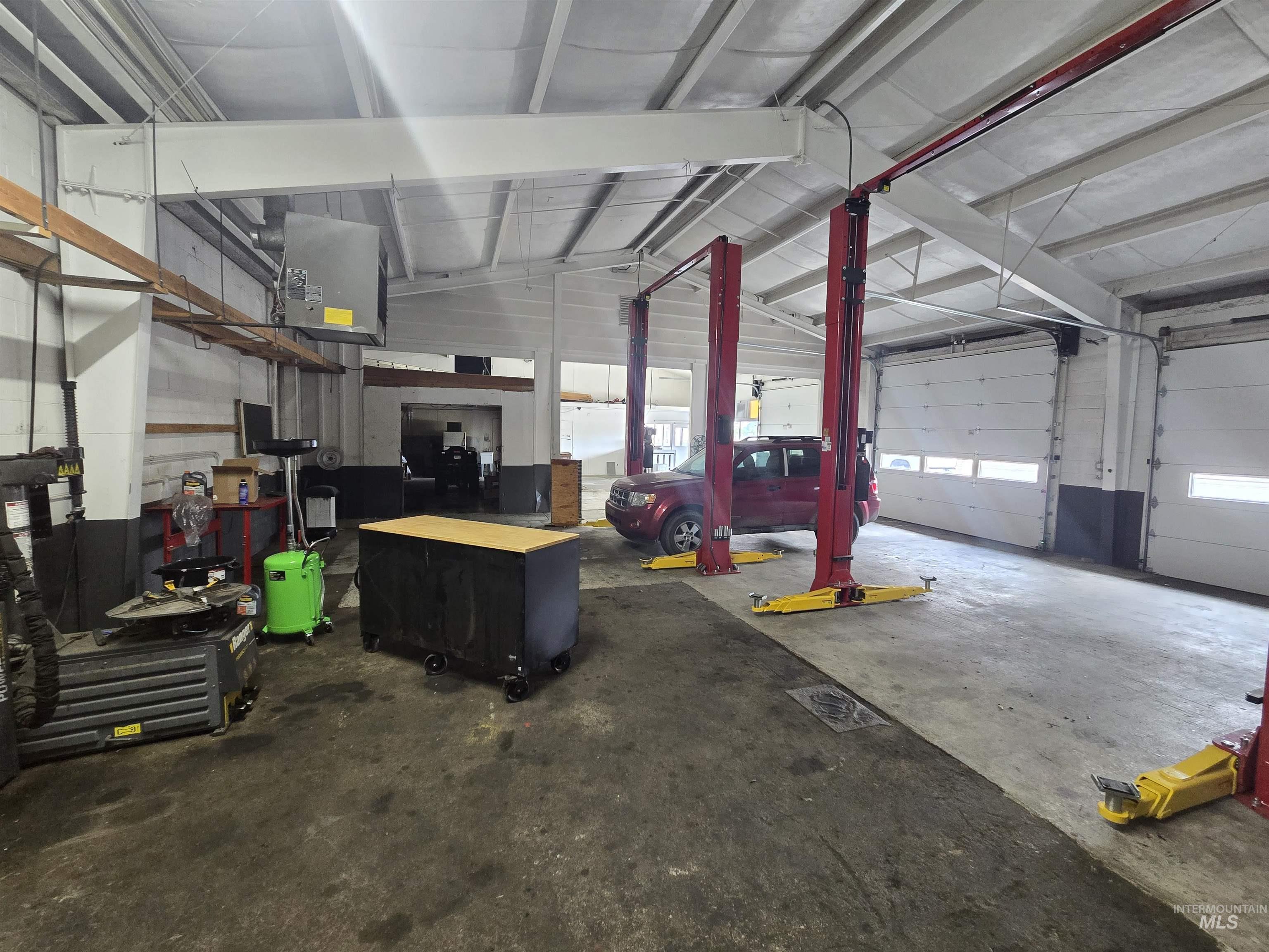 300 Diagonal St., Clarkston, Washington 99403, Business/Commercial For Sale, Price $565,000,MLS 98998814
