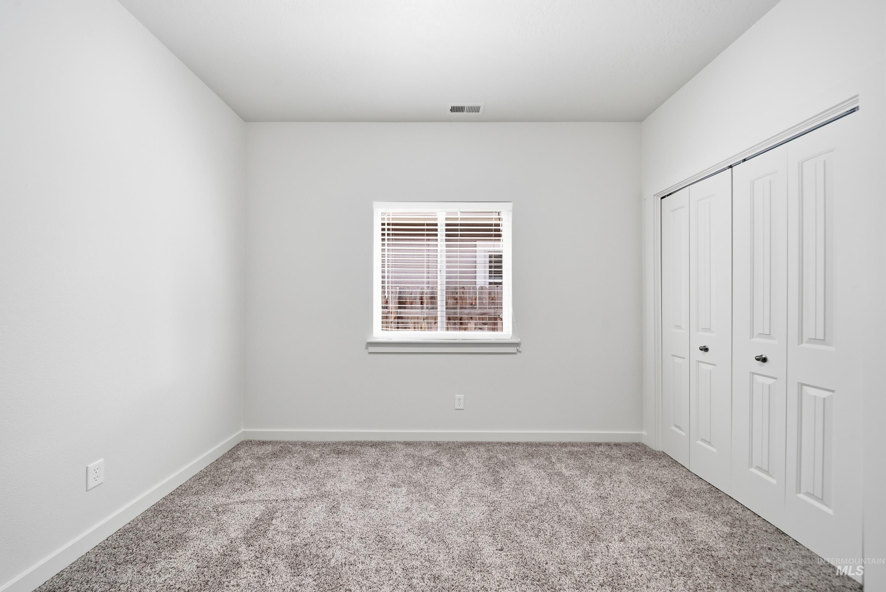 5952 S Red Crest Ave, Boise, Idaho 83709, 3 Bedrooms, 2 Bathrooms, Residential For Sale, Price $420,000, 98998816