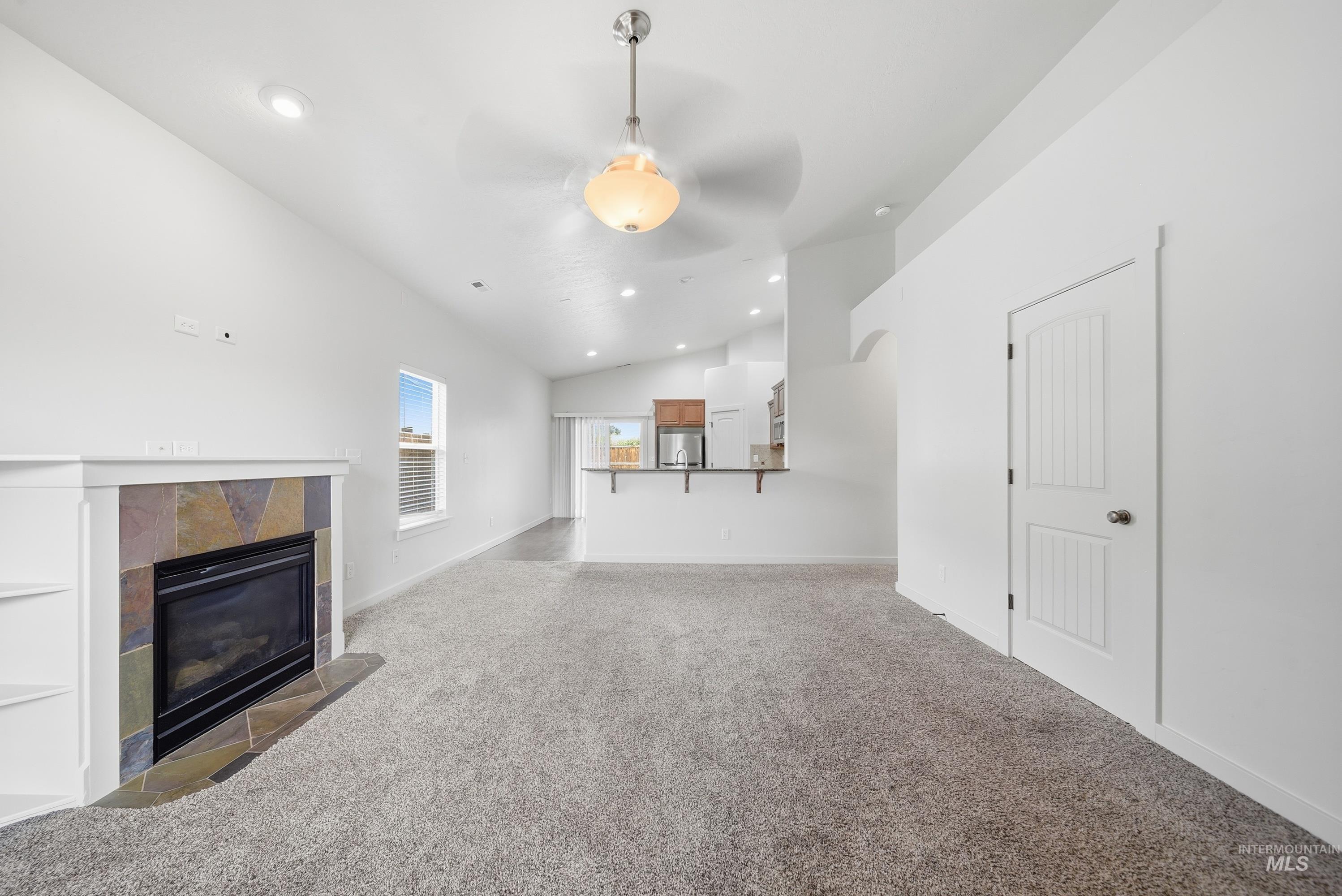 5952 S Red Crest Ave, Boise, Idaho 83709, 3 Bedrooms, 2 Bathrooms, Residential For Sale, Price $420,000, 98998816