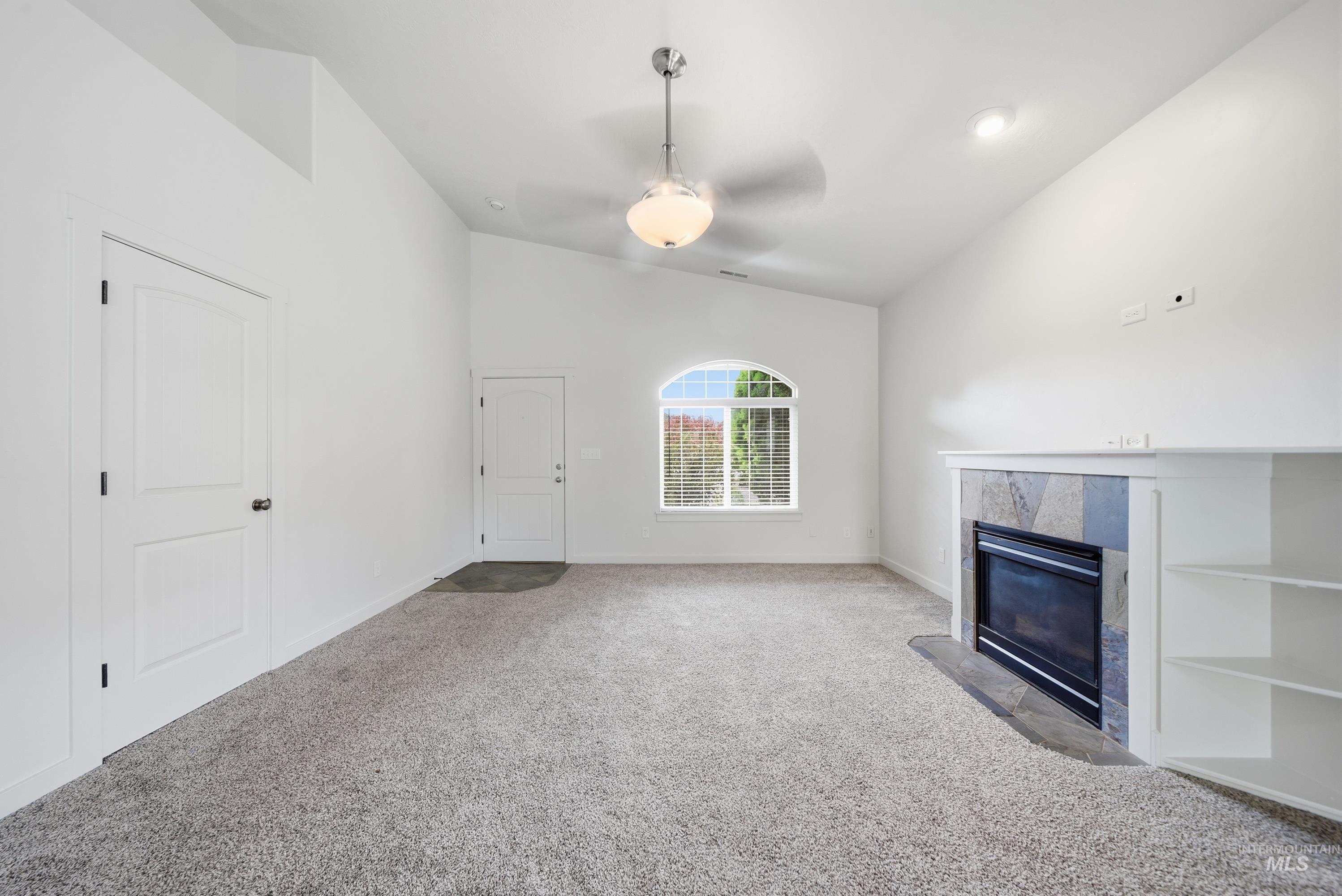 5952 S Red Crest Ave, Boise, Idaho 83709, 3 Bedrooms, 2 Bathrooms, Residential For Sale, Price $420,000, 98998816