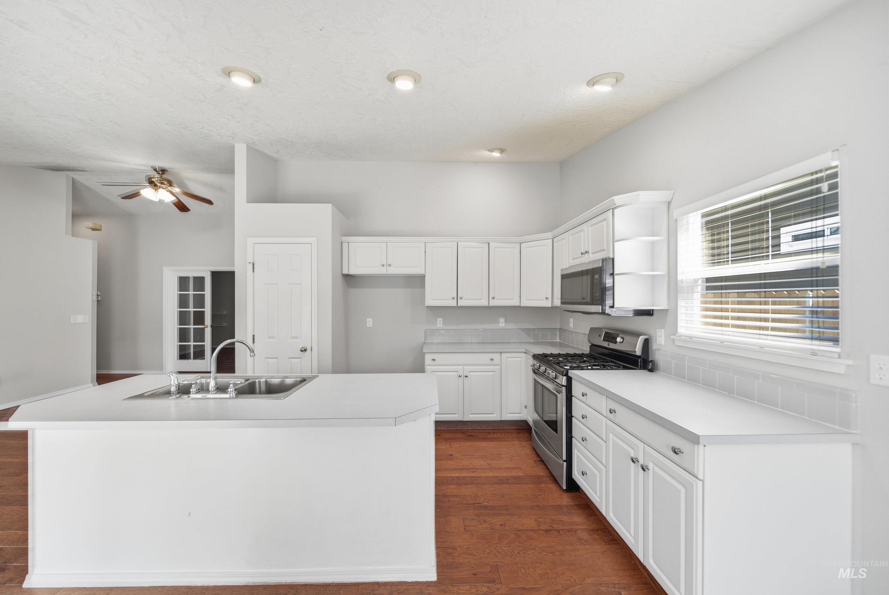 5417 N Hertford Way, Boise, Idaho 83714, 4 Bedrooms, 2 Bathrooms, Residential For Sale, Price $500,000, 98998818