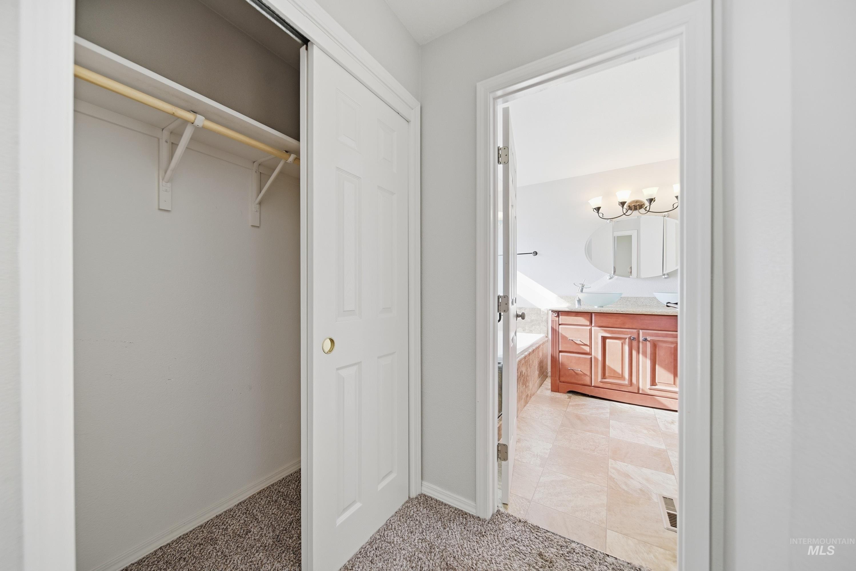 5417 N Hertford Way, Boise, Idaho 83714, 4 Bedrooms, 2 Bathrooms, Residential For Sale, Price $500,000, 98998818