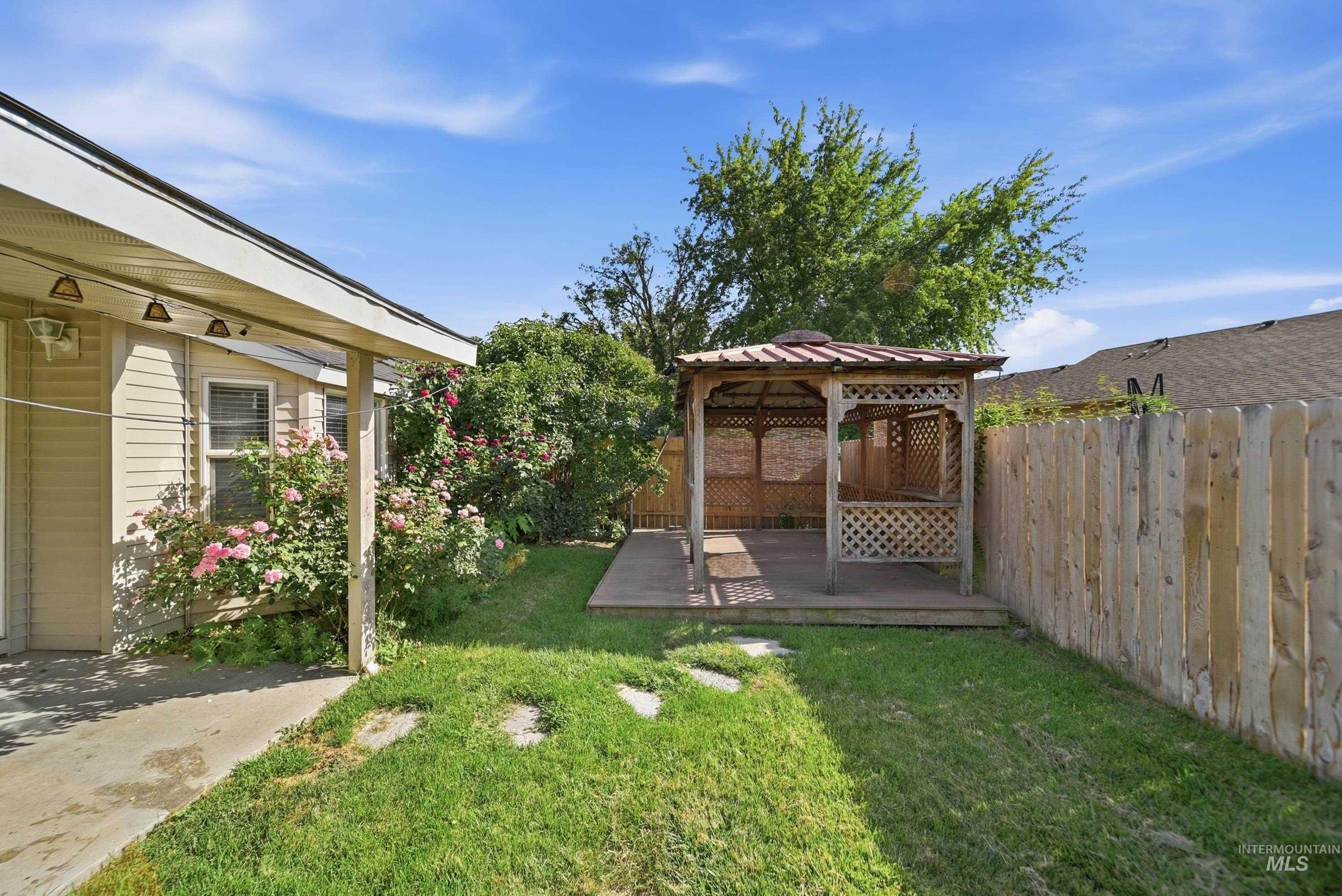 5417 N Hertford Way, Boise, Idaho 83714, 4 Bedrooms, 2 Bathrooms, Residential For Sale, Price $500,000, 98998818