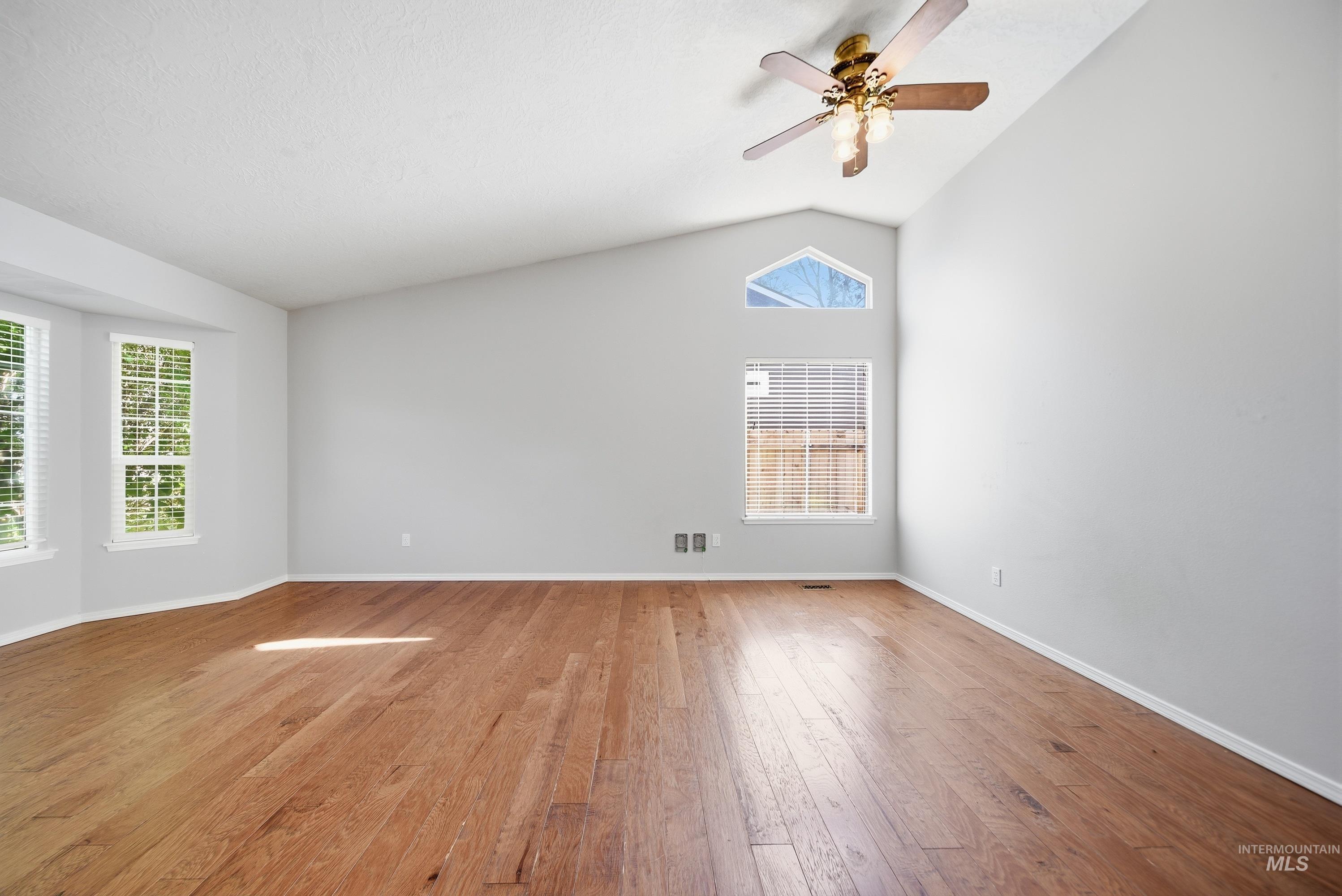 5417 N Hertford Way, Boise, Idaho 83714, 4 Bedrooms, 2 Bathrooms, Residential For Sale, Price $500,000, 98998818