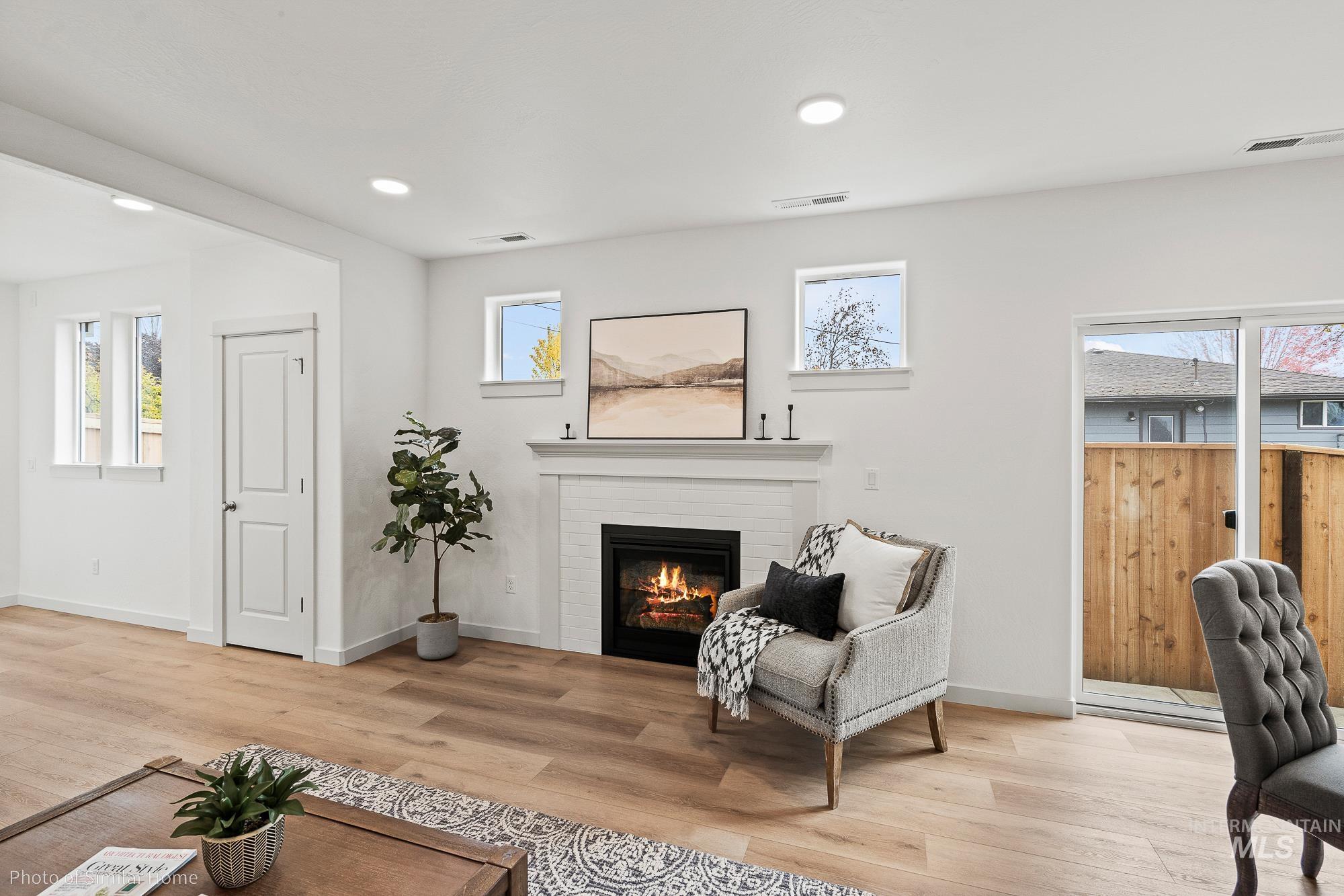 TBD SW Mendenhall St, Mountain Home, Idaho 83647, 3 Bedrooms, 2 Bathrooms, Residential For Sale, Price $323,990,MLS 98998825