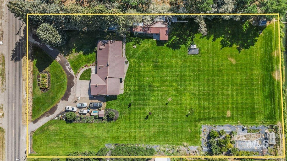19 E 100 S, Rupert, Idaho 83350, 3 Bedrooms, 2.5 Bathrooms, Residential For Sale, Price $480,000, 98998826
