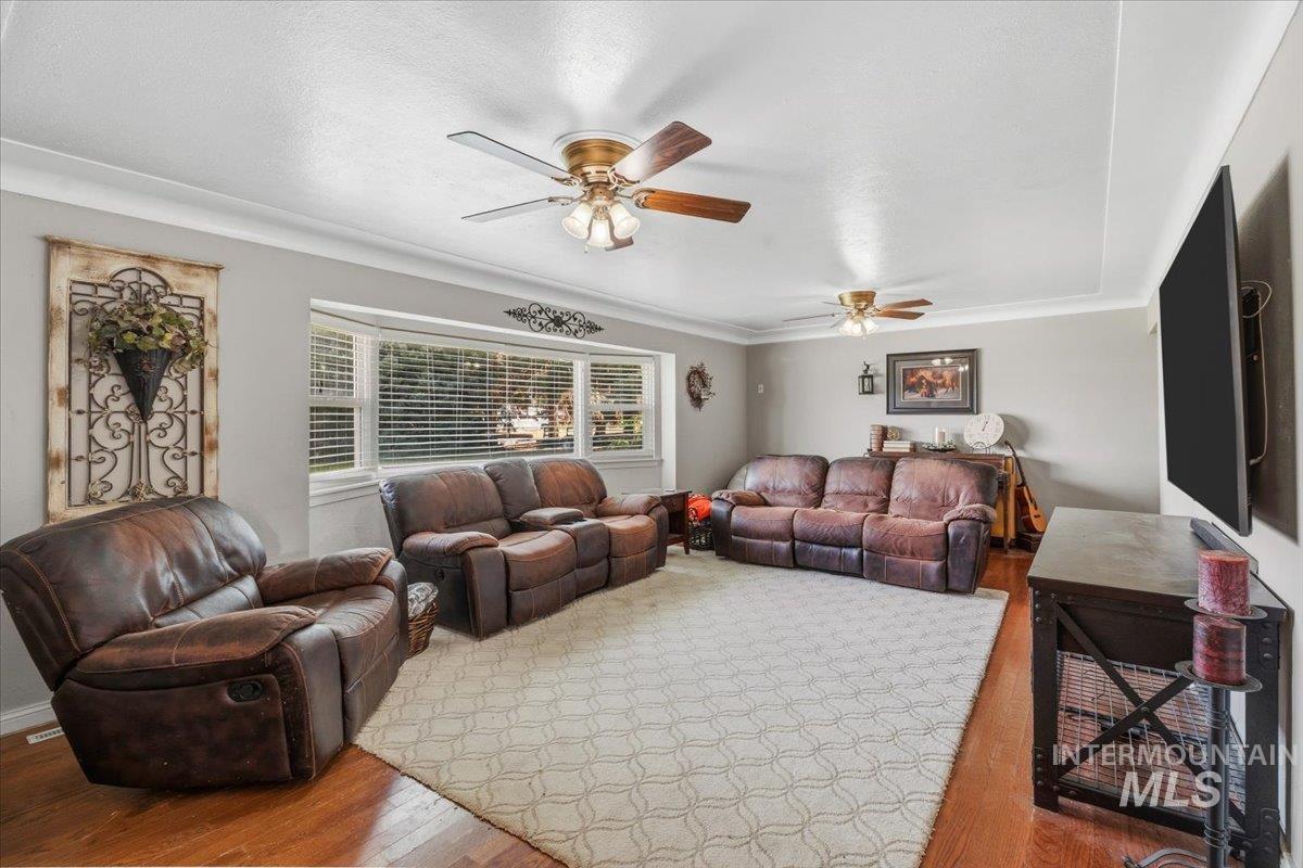 19 E 100 S, Rupert, Idaho 83350, 3 Bedrooms, 2.5 Bathrooms, Residential For Sale, Price $480,000, 98998826