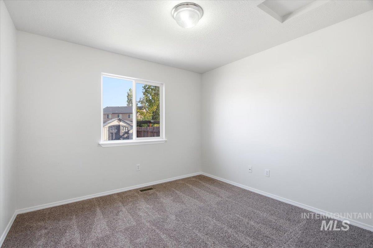 11926 Emerson St, Caldwell, Idaho 83605, 3 Bedrooms, 2 Bathrooms, Residential For Sale, Price $349,900,MLS 98998829