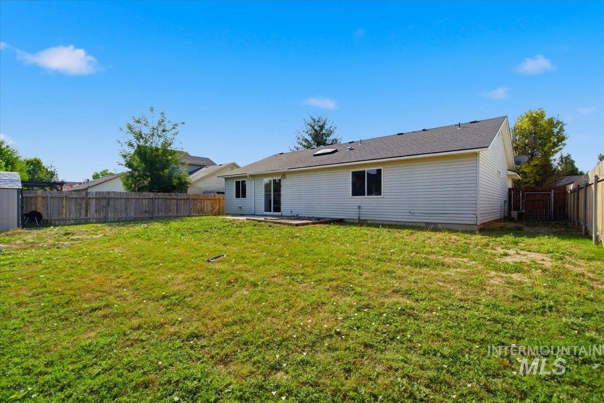 11926 Emerson St, Caldwell, Idaho 83605, 3 Bedrooms, 2 Bathrooms, Residential For Sale, Price $349,900,MLS 98998829