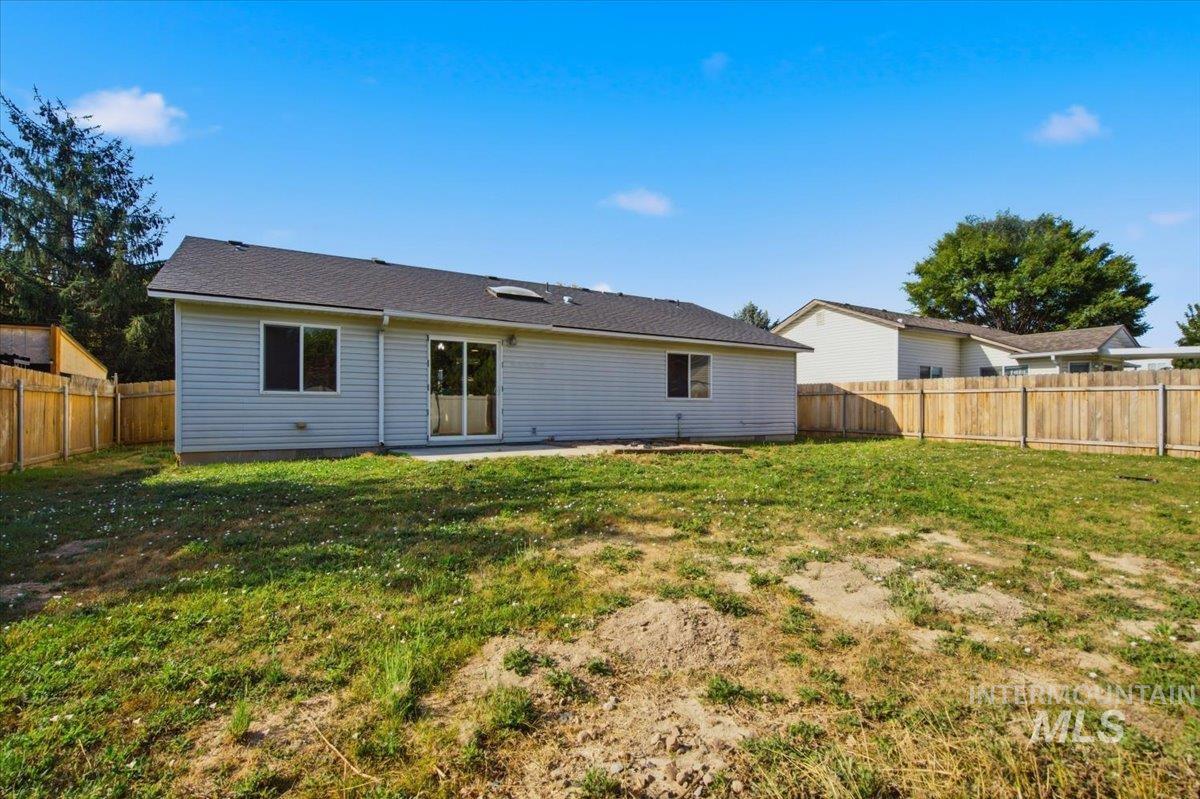 11926 Emerson St, Caldwell, Idaho 83605, 3 Bedrooms, 2 Bathrooms, Residential For Sale, Price $349,900,MLS 98998829