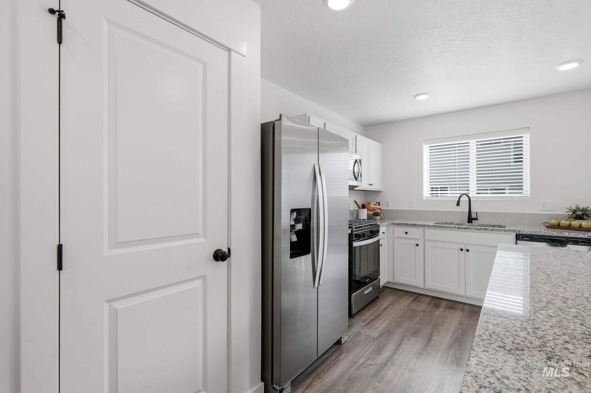4432 S Redwater Avenue, Meridian, Idaho 83642, 3 Bedrooms, 2 Bathrooms, Residential For Sale, Price $415,000, 98998830