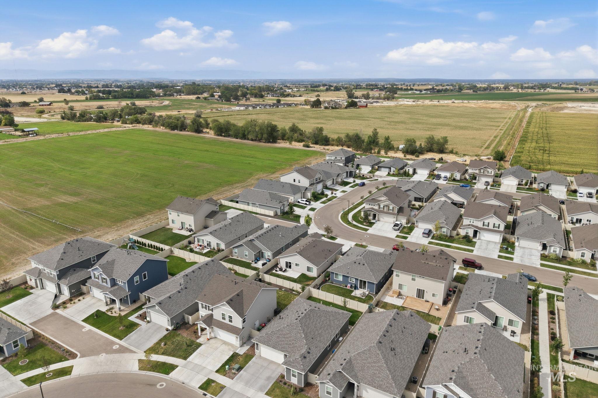 4432 S Redwater Avenue, Meridian, Idaho 83642, 3 Bedrooms, 2 Bathrooms, Residential For Sale, Price $415,000, 98998830
