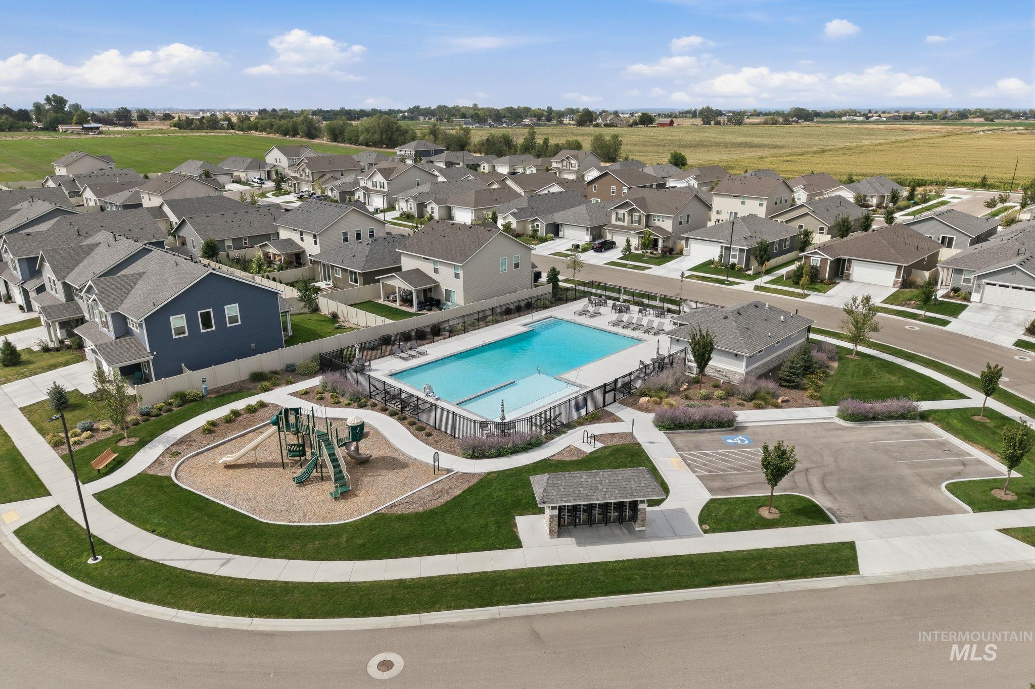 4432 S Redwater Avenue, Meridian, Idaho 83642, 3 Bedrooms, 2 Bathrooms, Residential For Sale, Price $415,000, 98998830