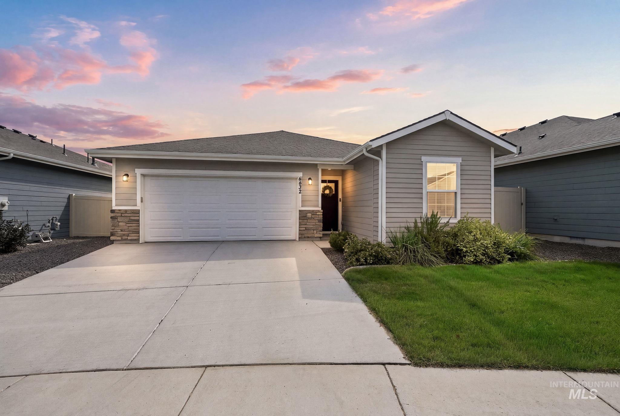 4432 S Redwater Avenue, Meridian, Idaho 83642, 3 Bedrooms, 2 Bathrooms, Residential For Sale, Price $415,000, 98998830