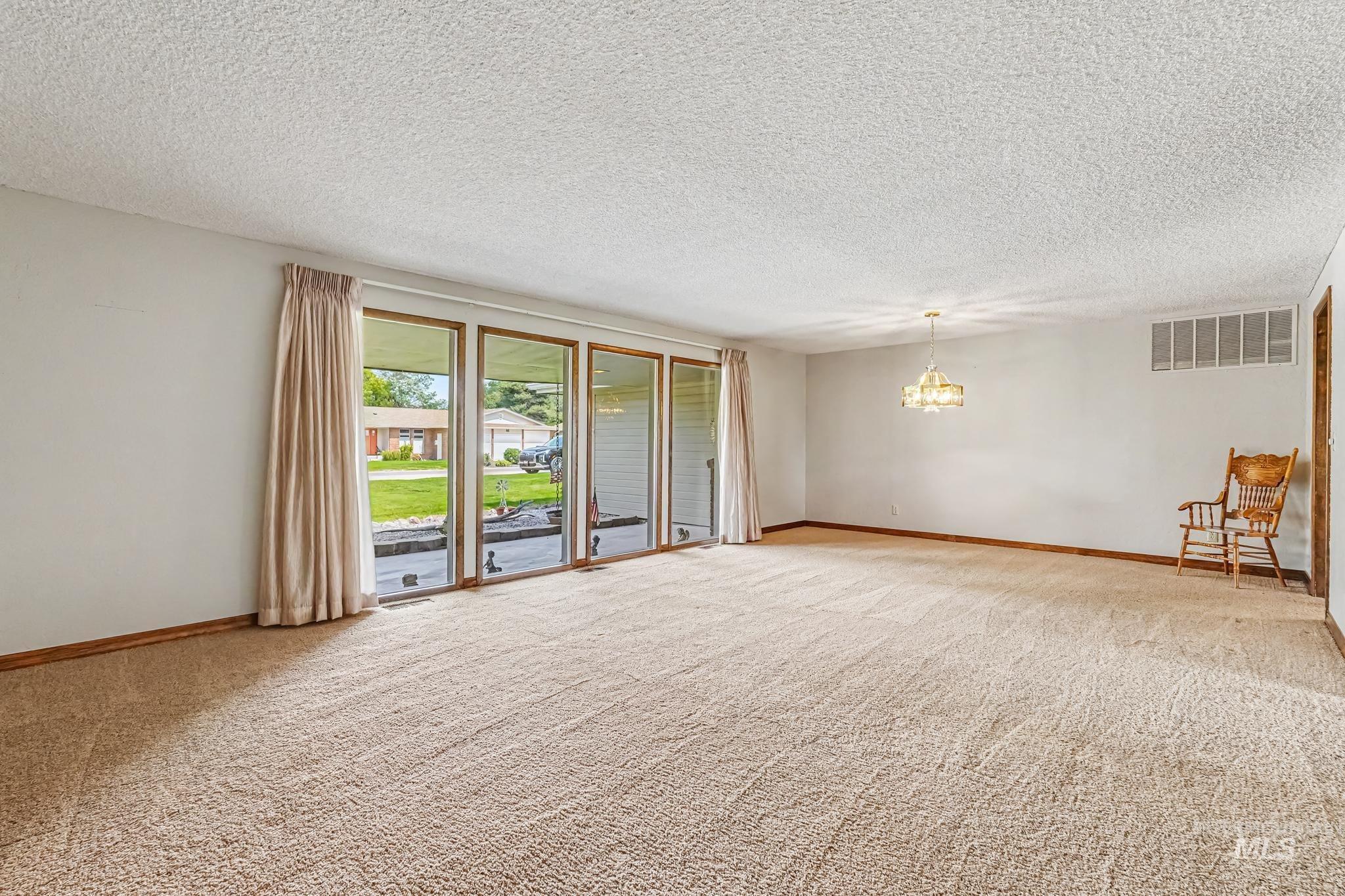 1703 Primrose Dr., Nampa, Idaho 83686, 5 Bedrooms, 3.5 Bathrooms, Residential For Sale, Price $815,000,MLS 98998832