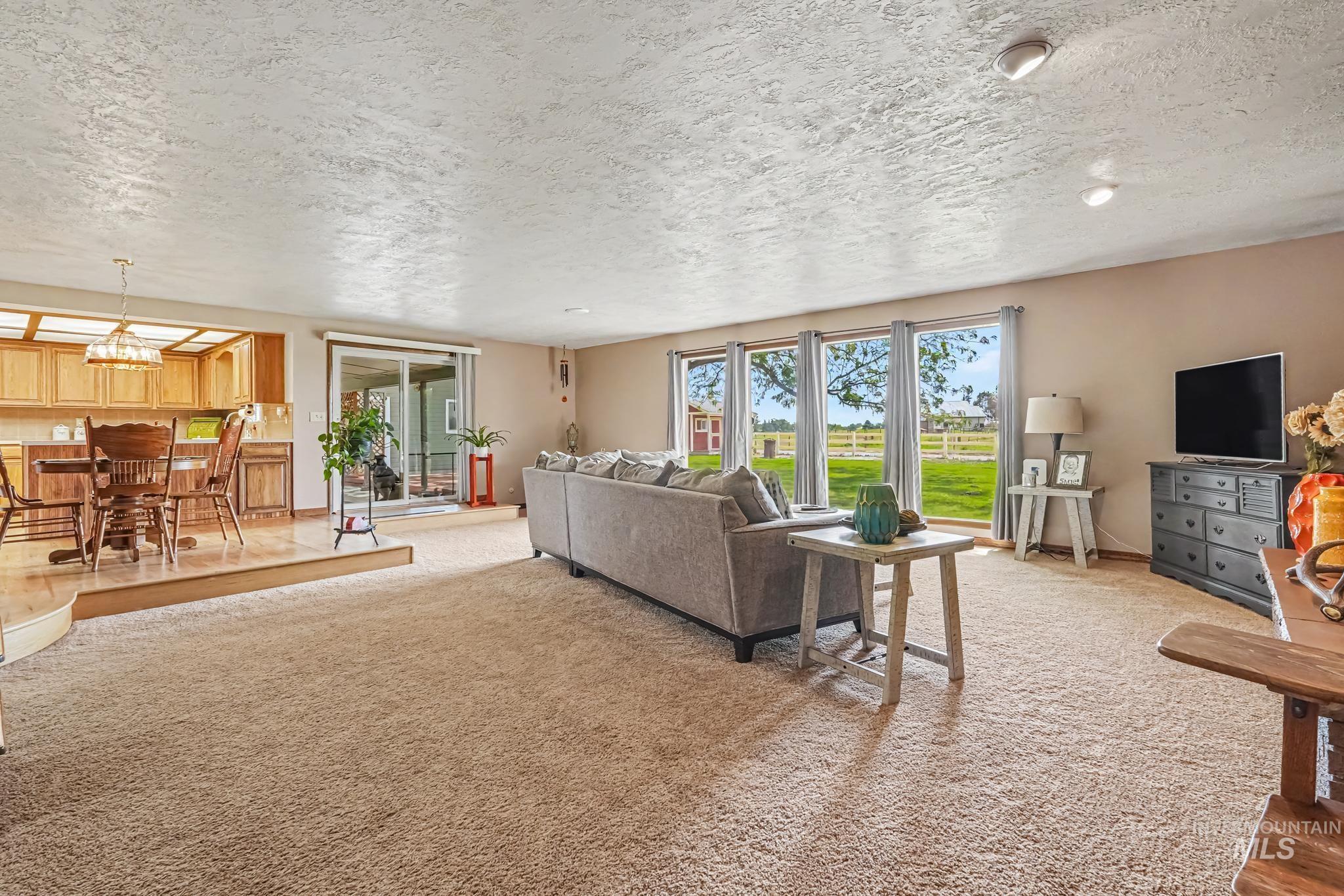 1703 Primrose Dr., Nampa, Idaho 83686, 5 Bedrooms, 3.5 Bathrooms, Residential For Sale, Price $815,000,MLS 98998832