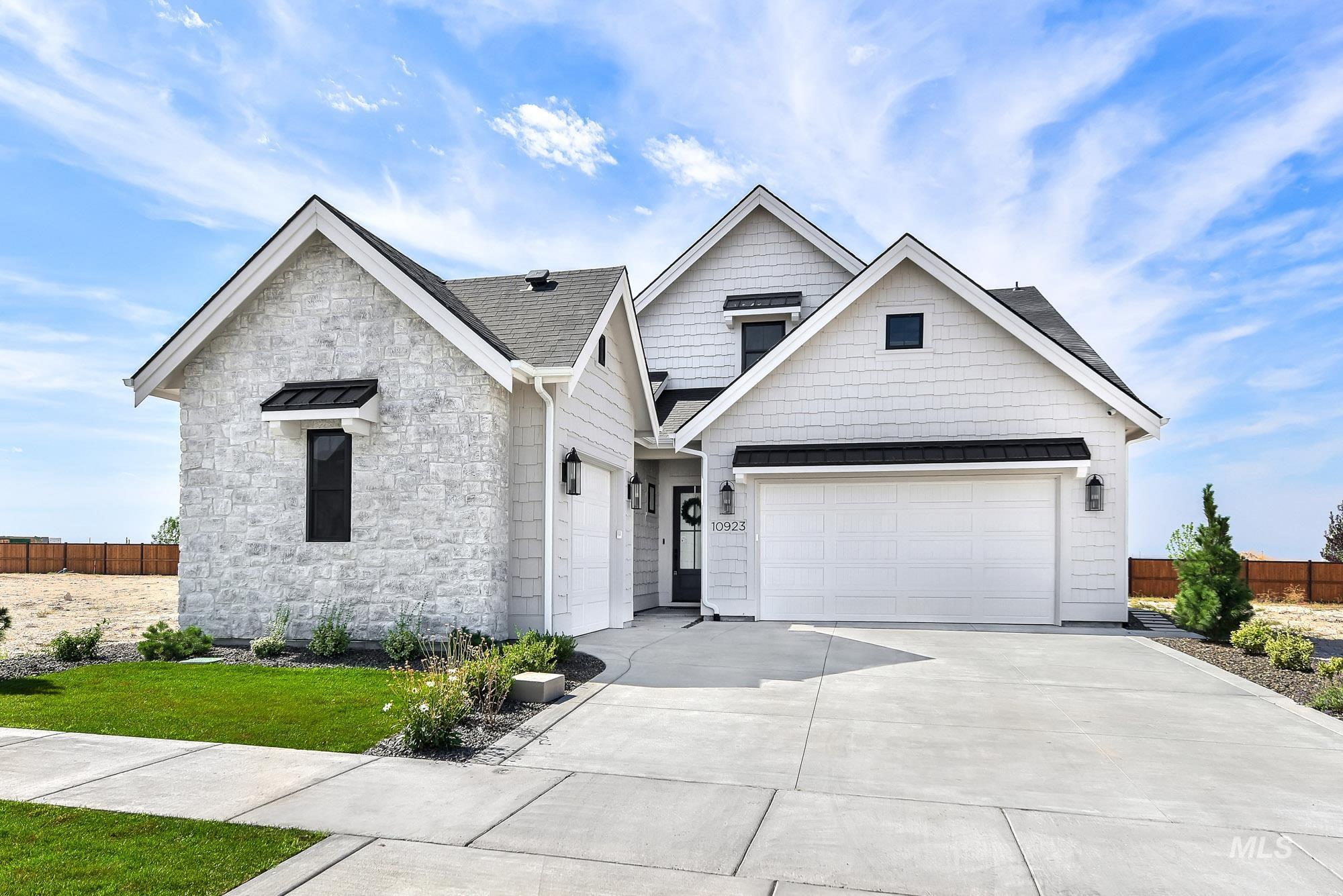 10923 W Lahinch Ln, Kuna, Idaho 83634, 3 Bedrooms, 3.5 Bathrooms, Residential For Sale, Price $1,100,000, 98998834