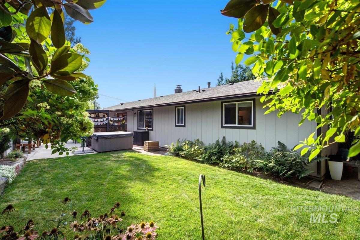 3225 N 27th, Boise, Idaho 83702, 3 Bedrooms, 2 Bathrooms, Residential For Sale, Price $700,000, 98998836