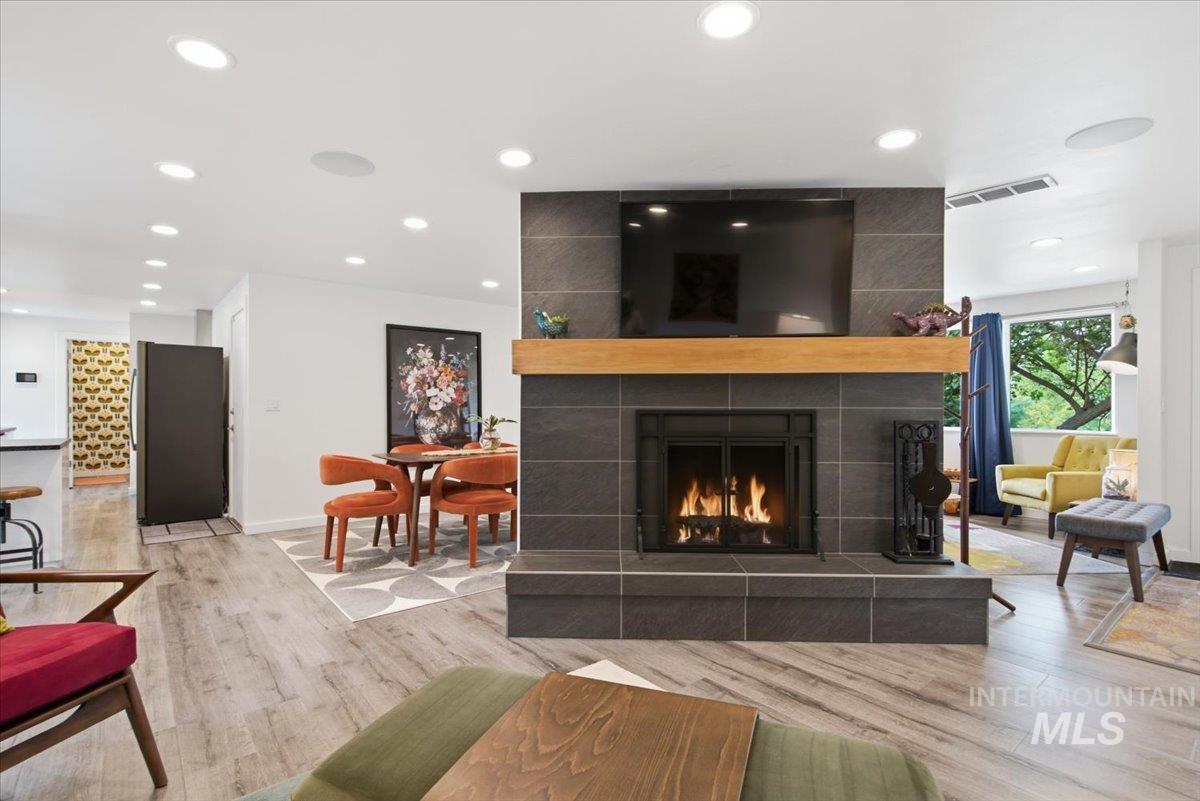3225 N 27th, Boise, Idaho 83702, 3 Bedrooms, 2 Bathrooms, Residential For Sale, Price $700,000, 98998836