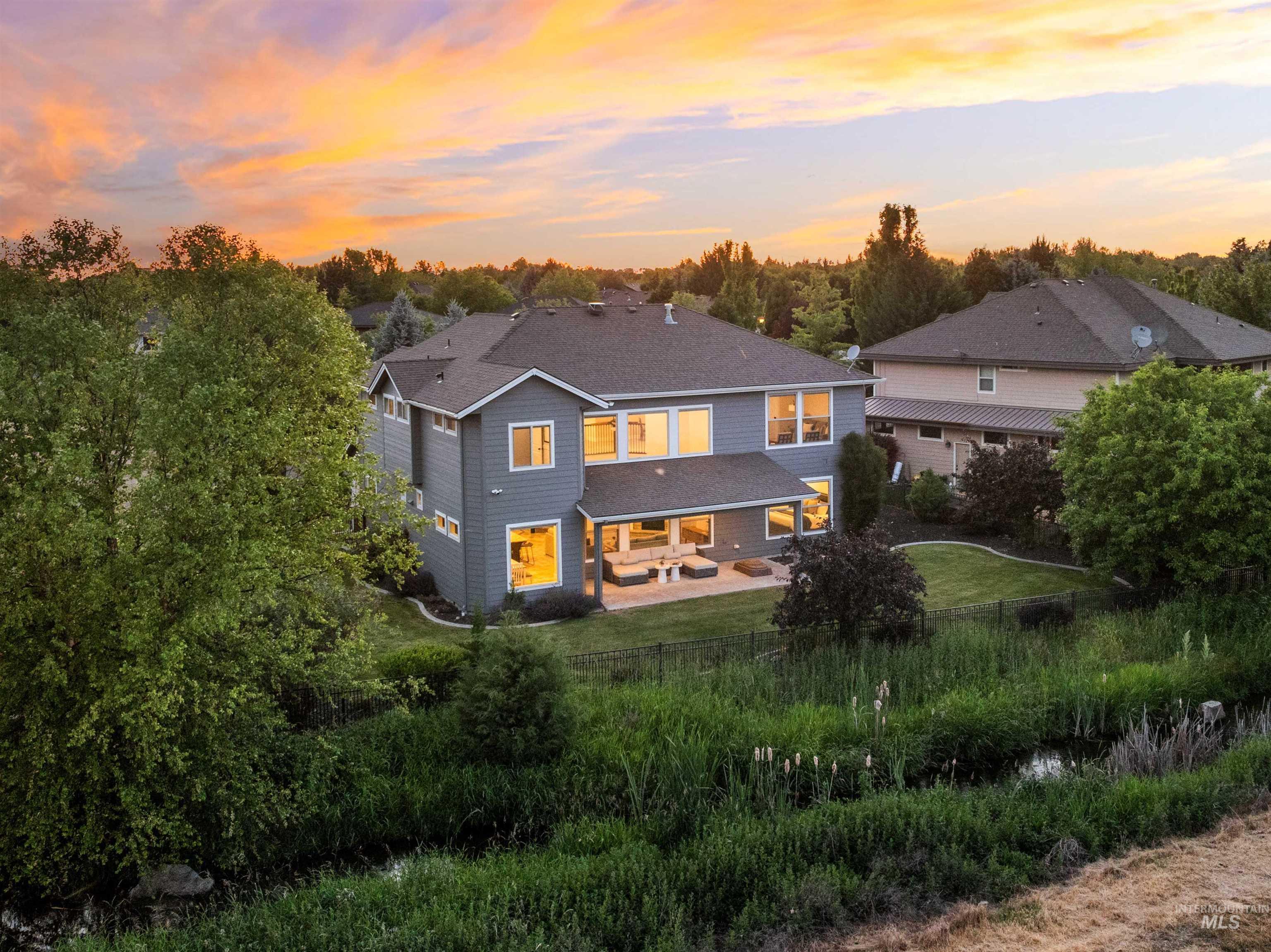2890 S Brookwater Ln, Eagle, Idaho 83616, 5 Bedrooms, 3.5 Bathrooms, Residential For Sale, Price $1,199,000,MLS 98998837