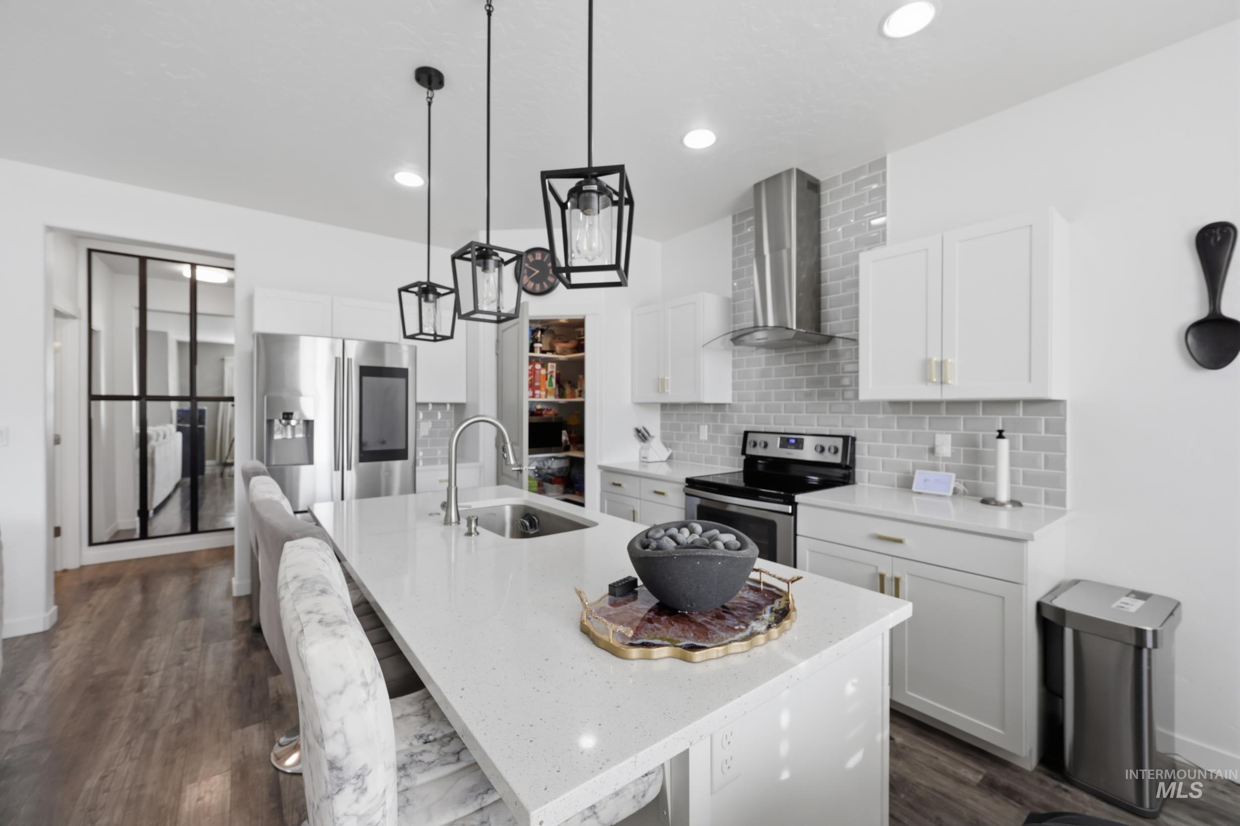 1979 W Bella Lane, Nampa, Idaho 83651, 3 Bedrooms, 2.5 Bathrooms, Residential For Sale, Price $383,900, 98998838