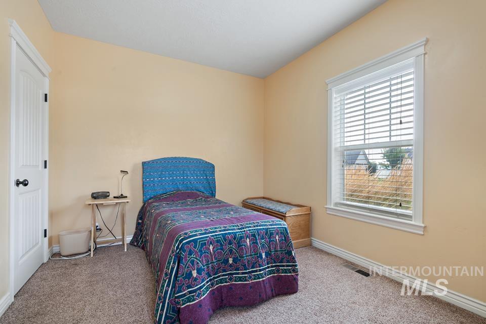 530 Syringa Falls Ct, Fruitland, Idaho 83619, 6 Bedrooms, 3 Bathrooms, Residential For Sale, Price $699,900,MLS 98998841