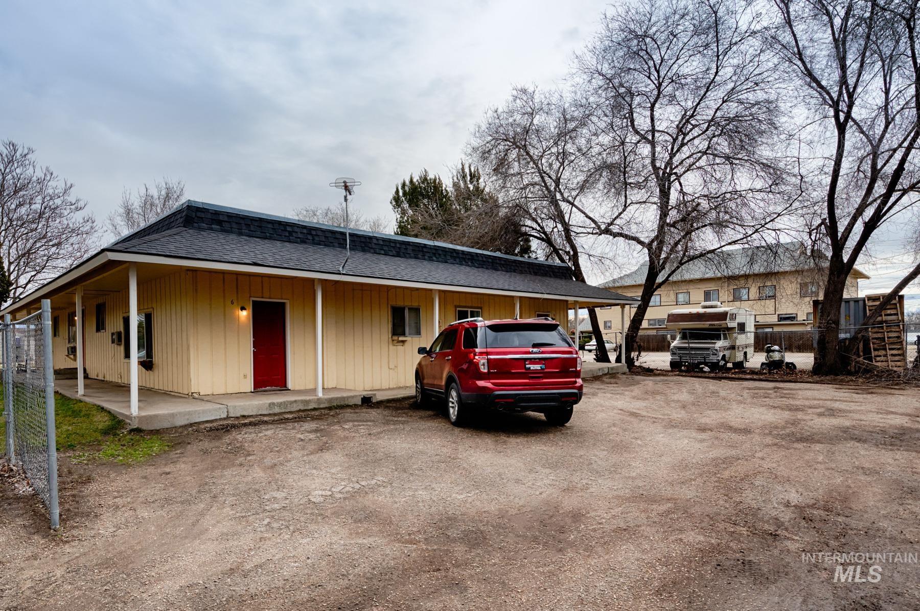 2406 Indiana Ave, Caldwell, Idaho 83605, 1 Bedroom, 1 Bathroom, Residential Income For Sale, Price $799,900,MLS 98998842