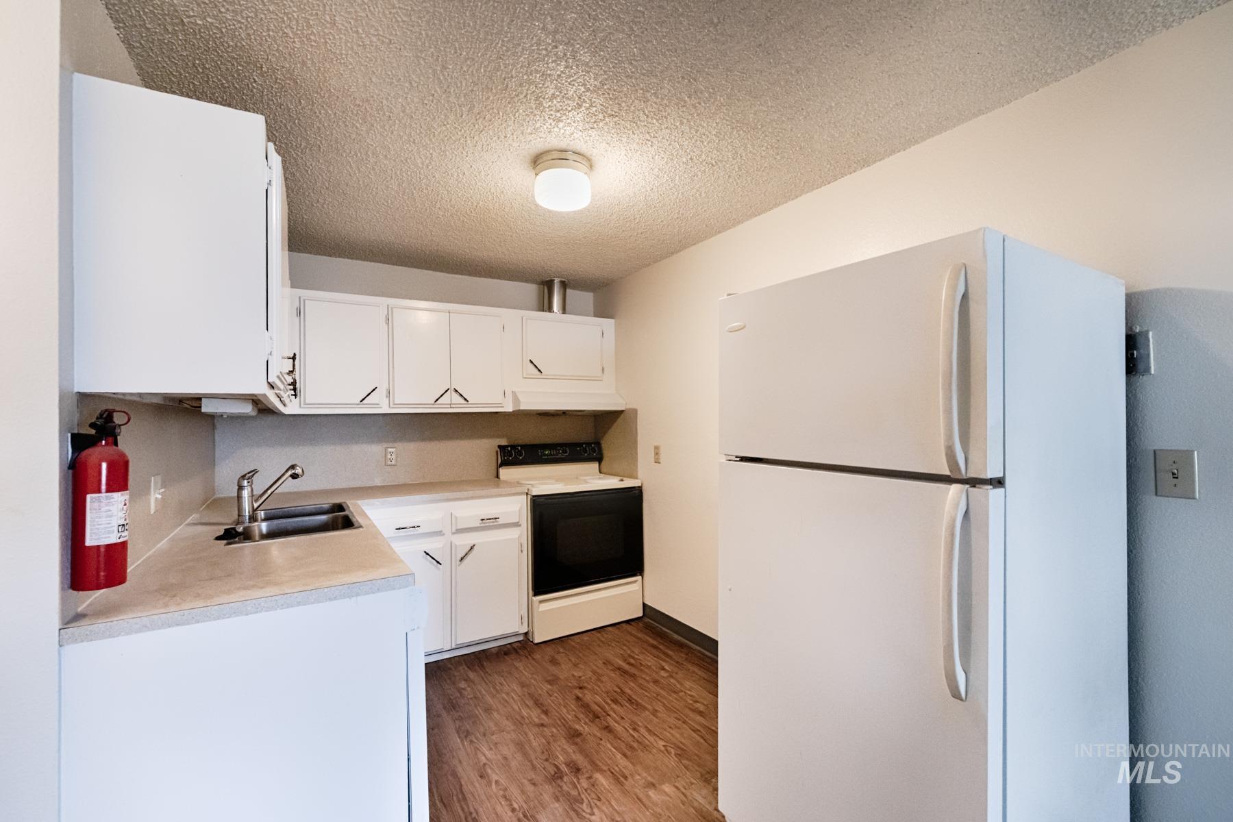 2406 Indiana Ave, Caldwell, Idaho 83605, 1 Bedroom, 1 Bathroom, Residential Income For Sale, Price $799,900,MLS 98998842