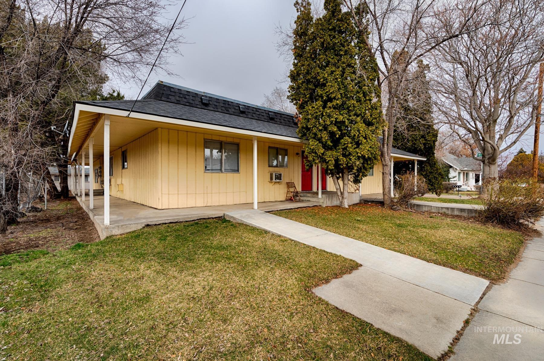 2406 Indiana Ave, Caldwell, Idaho 83605, 1 Bedroom, 1 Bathroom, Residential Income For Sale, Price $799,900,MLS 98998842