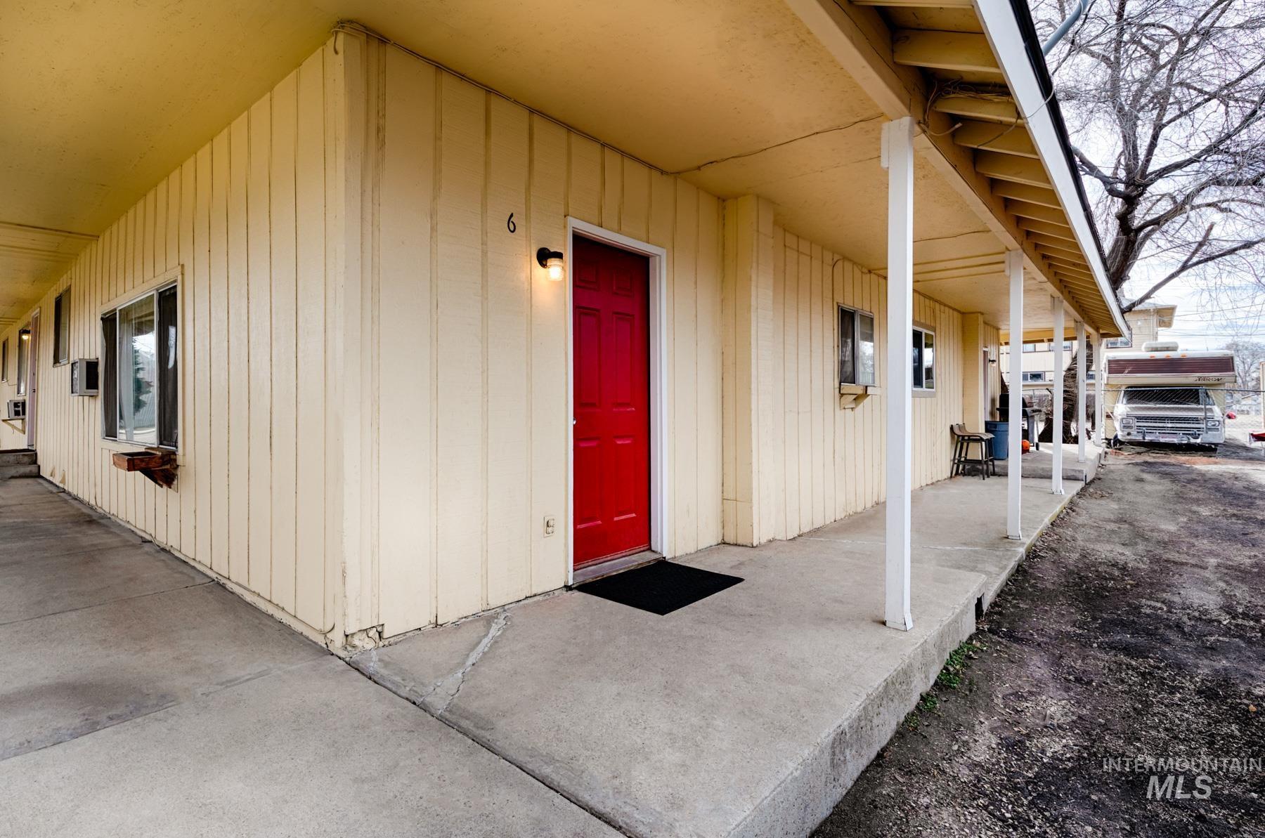 2406 Indiana Ave, Caldwell, Idaho 83605, 1 Bedroom, 1 Bathroom, Residential Income For Sale, Price $799,900,MLS 98998842