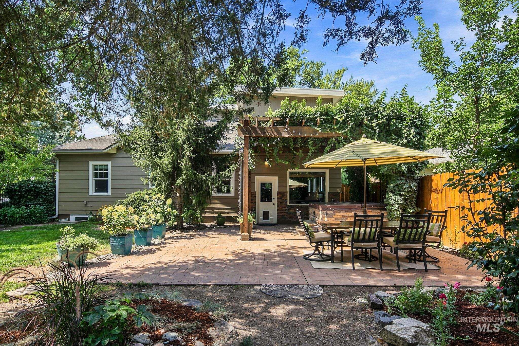 1104 N 23rd St., Boise, Idaho 83702, 3 Bedrooms, 3 Bathrooms, Residential For Sale, Price $998,000, 98998843
