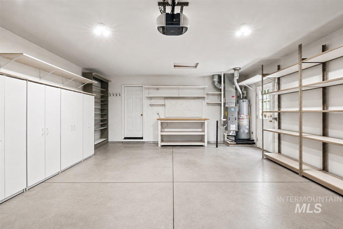 7766 Arlington Dr, Nampa, Idaho 83687, 3 Bedrooms, 2 Bathrooms, Residential For Sale, Price $459,000, 98998845