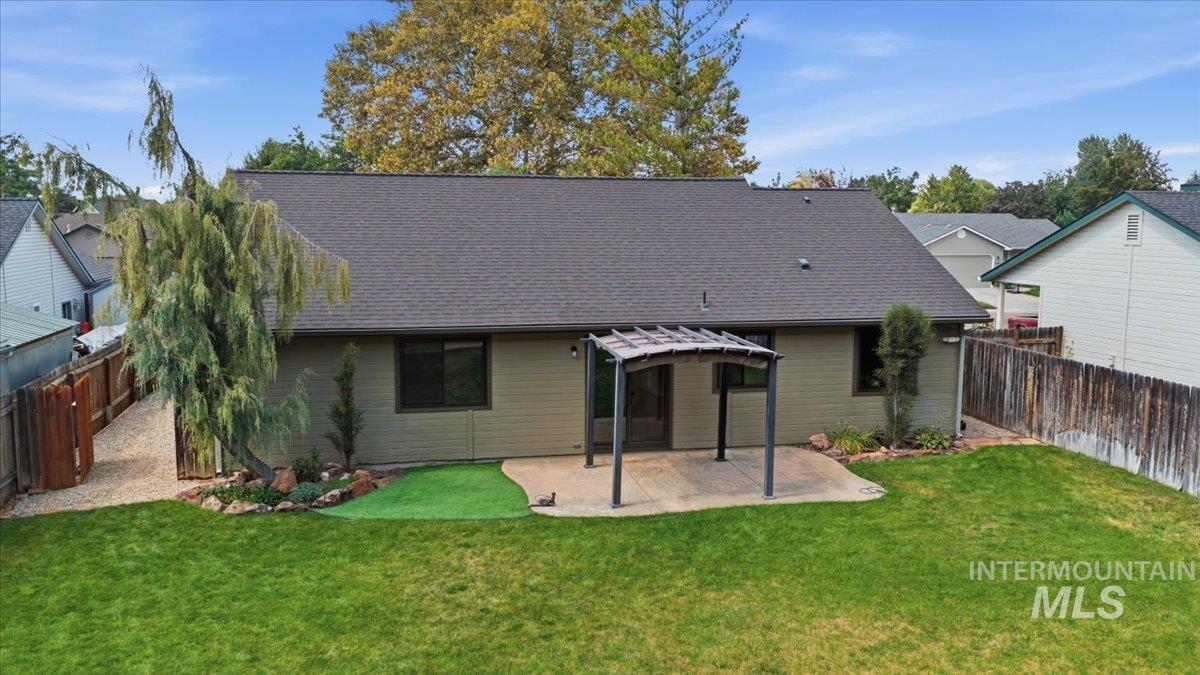 7766 Arlington Dr, Nampa, Idaho 83687, 3 Bedrooms, 2 Bathrooms, Residential For Sale, Price $459,000, 98998845