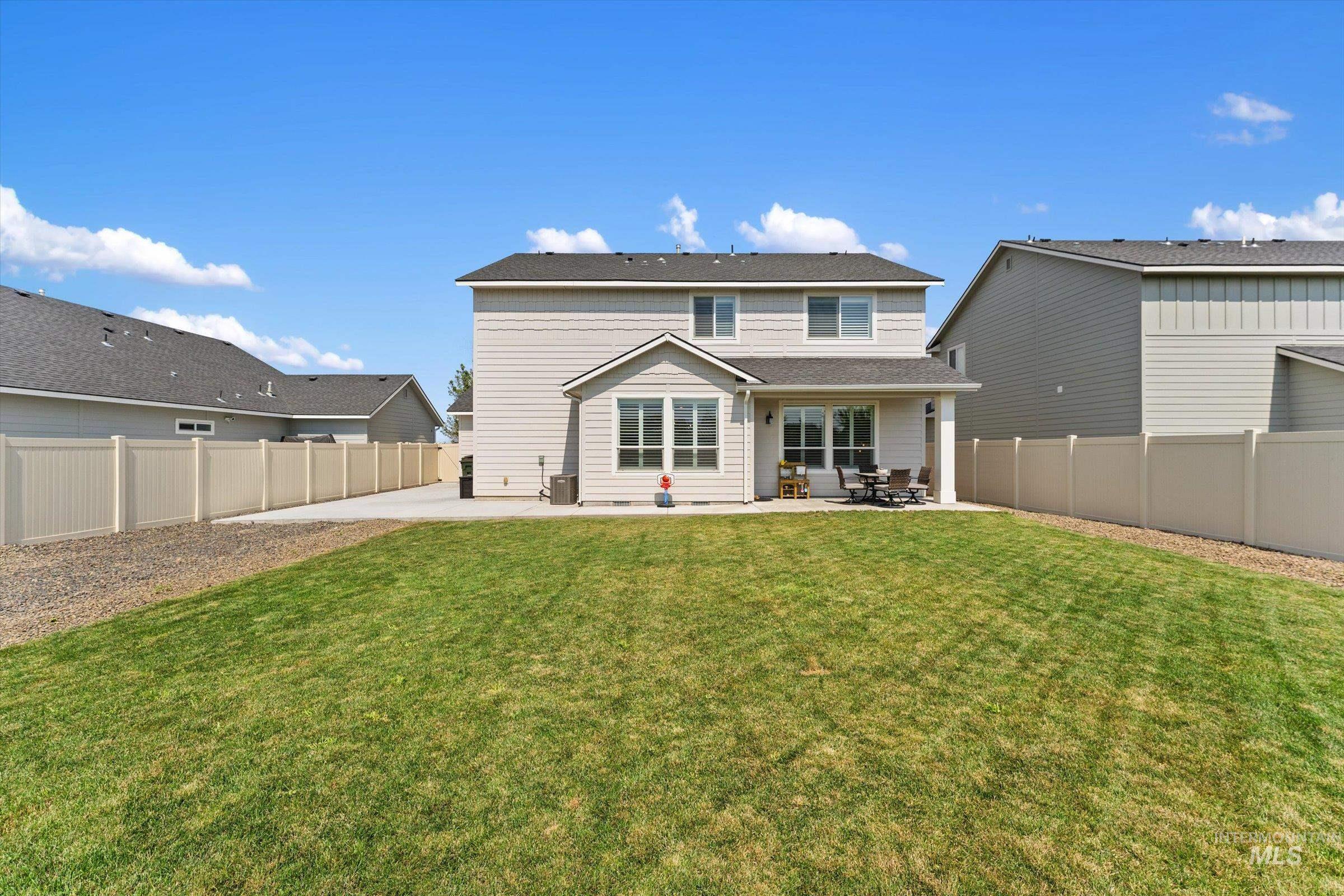 7087 W Plateau Creek St, Meridian, Idaho 83646, 5 Bedrooms, 2.5 Bathrooms, Residential For Sale, Price $599,000, 98998846