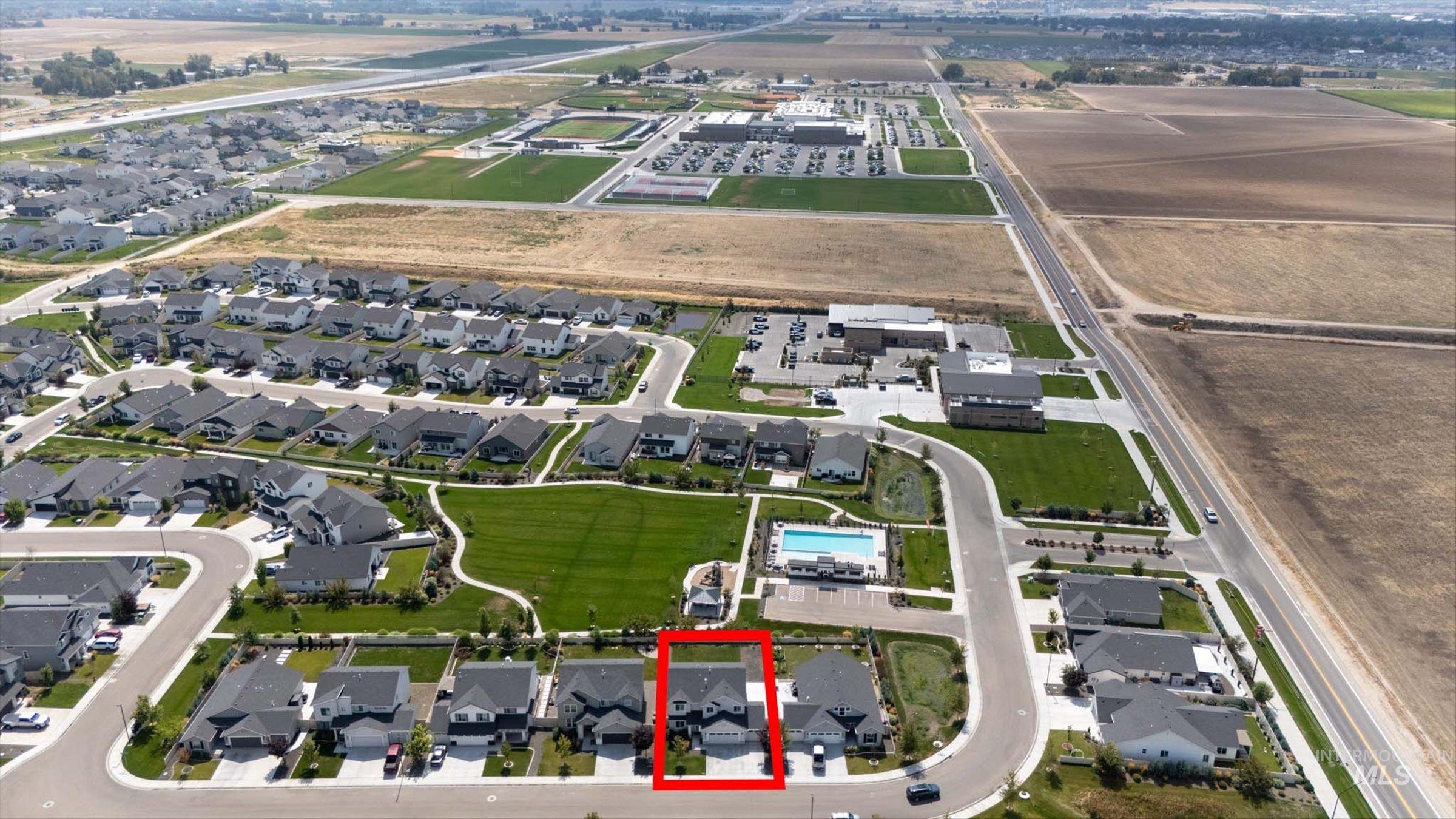 7087 W Plateau Creek St, Meridian, Idaho 83646, 5 Bedrooms, 2.5 Bathrooms, Residential For Sale, Price $599,000, 98998846