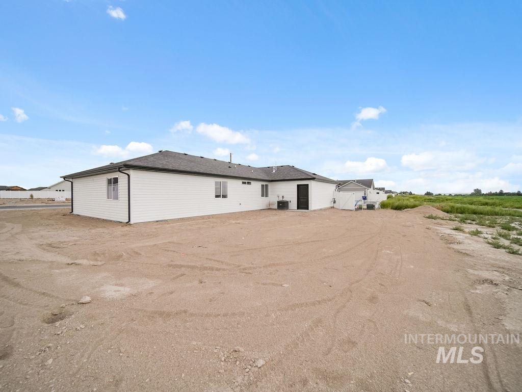 506 Durango Rd, Twin Falls, Idaho 83301, 3 Bedrooms, 2 Bathrooms, Residential For Sale, Price $388,476,MLS 98998847