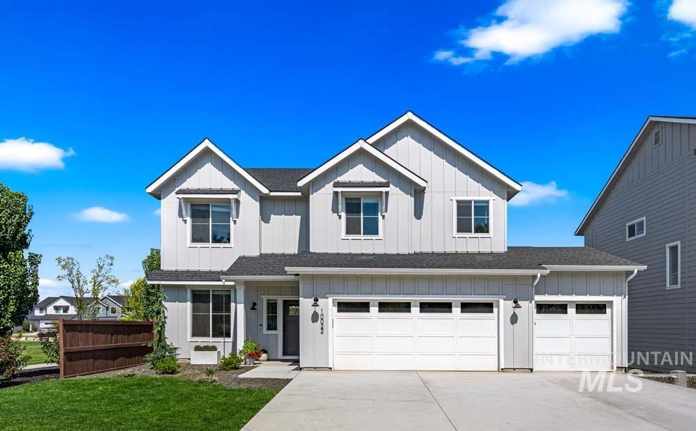 10022 W Lyrical Dr, Boise, Idaho 83709, 5 Bedrooms, 2.5 Bathrooms, Residential For Sale, Price $649,900,MLS 98998848