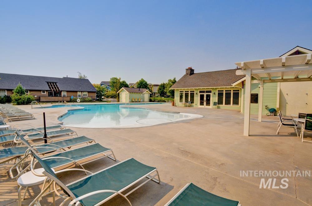 11861 N Humphreys Way, Boise, Idaho 83714, 3 Bedrooms, 2 Bathrooms, Residential For Sale, Price $842,000,MLS 98998849