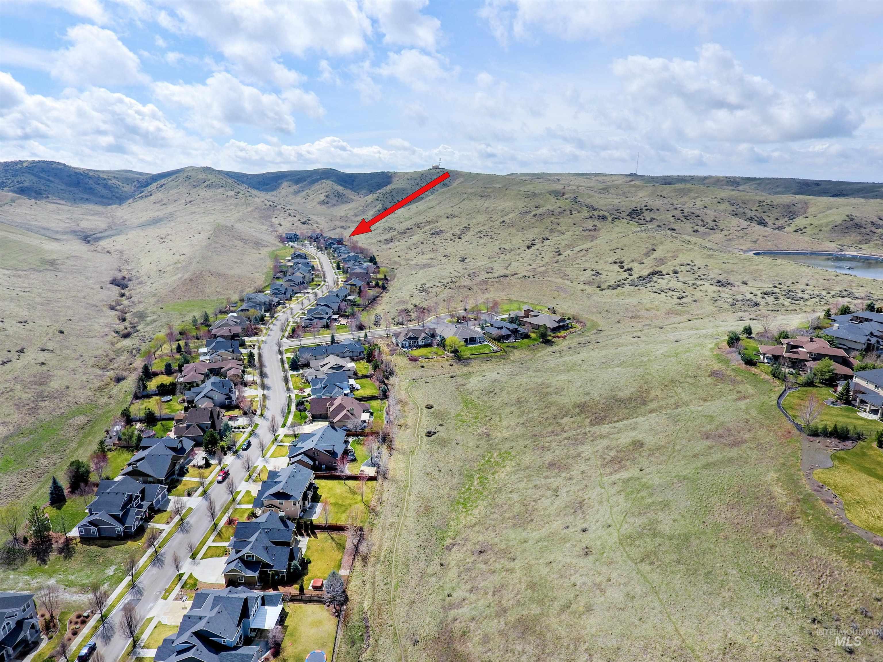 11861 N Humphreys Way, Boise, Idaho 83714, 3 Bedrooms, 2 Bathrooms, Residential For Sale, Price $842,000,MLS 98998849