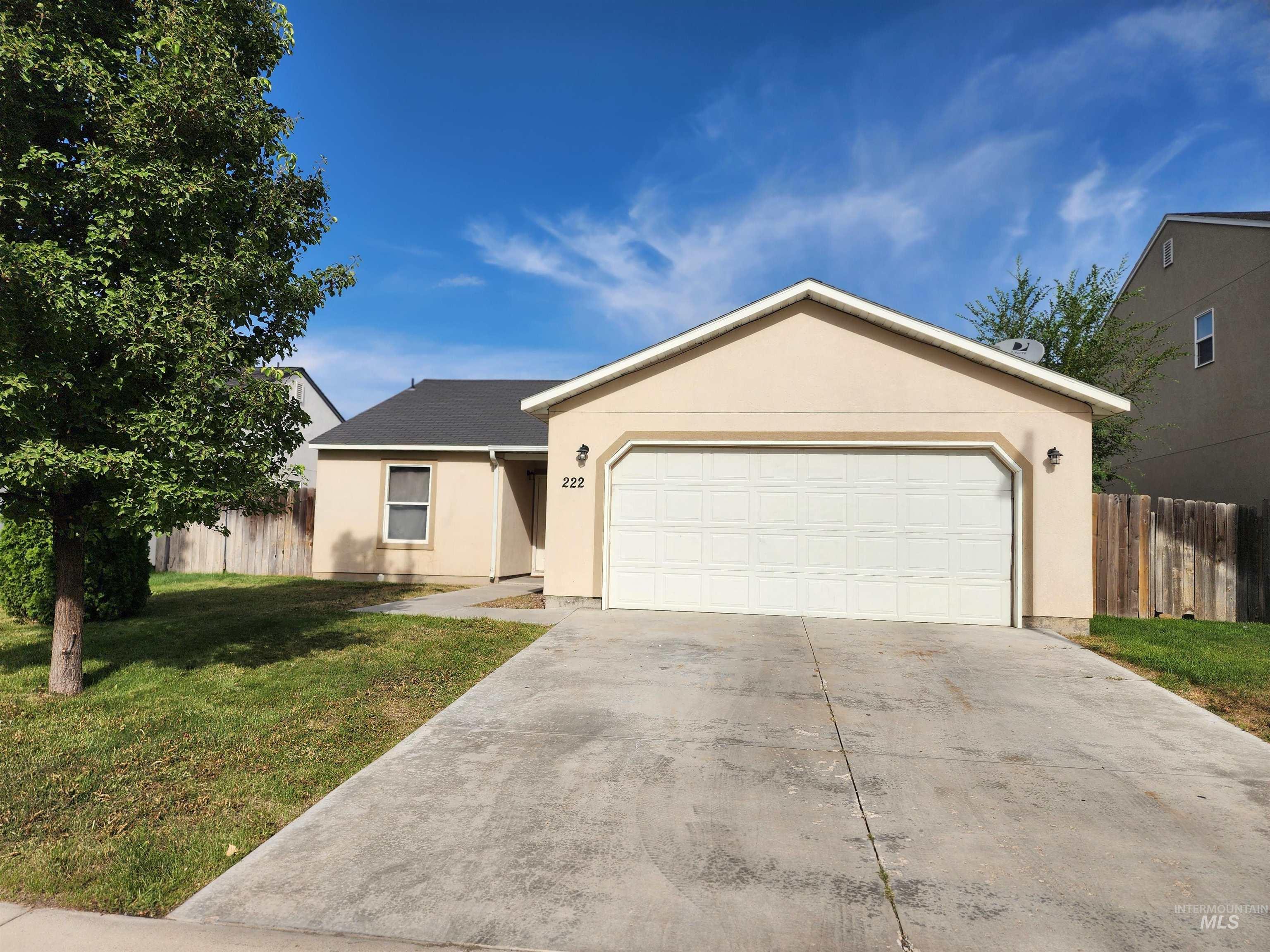 222 Middlepark Way, Caldwell, Idaho 83605, 3 Bedrooms, 2 Bathrooms, Residential For Sale, Price $329,900,MLS 98998851