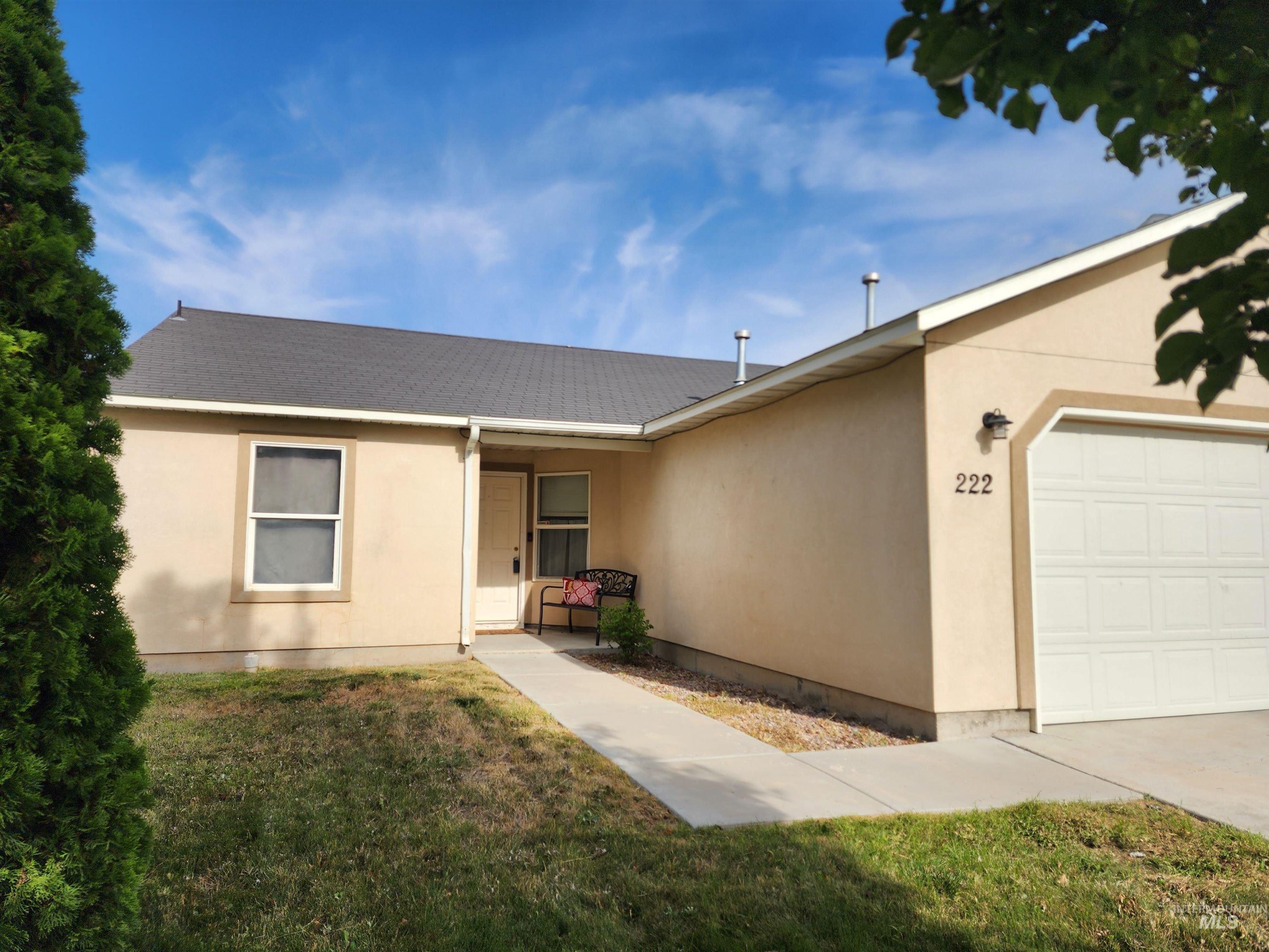 222 Middlepark Way, Caldwell, Idaho 83605, 3 Bedrooms, 2 Bathrooms, Residential For Sale, Price $329,900,MLS 98998851