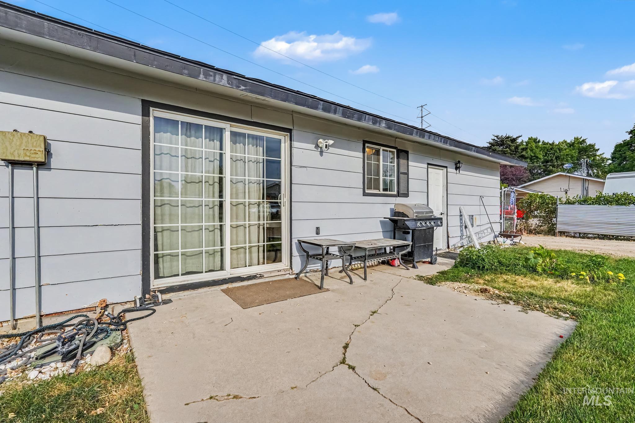 2944 S Cloverdale Rd., Boise, Idaho 83709, 3 Bedrooms, 1 Bathroom, Residential For Sale, Price $599,000,MLS 98998852