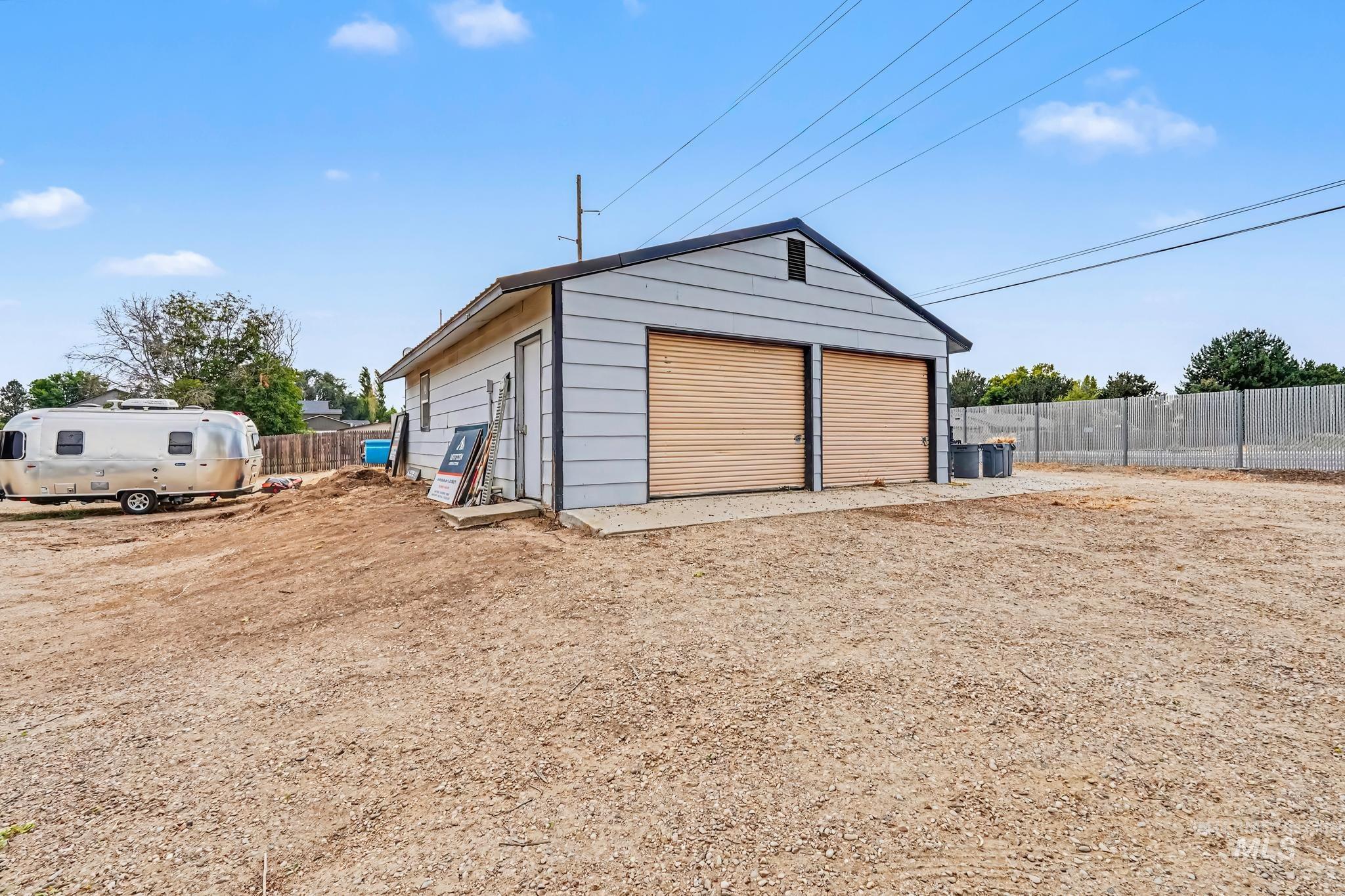 2944 S Cloverdale Rd., Boise, Idaho 83709, 3 Bedrooms, 1 Bathroom, Residential For Sale, Price $599,000,MLS 98998852