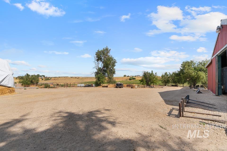 6500 SE 10th Avenue, Caldwell, Idaho 83607, 4 Bedrooms, 2 Bathrooms, Residential For Sale, Price $899,900,MLS 98998853