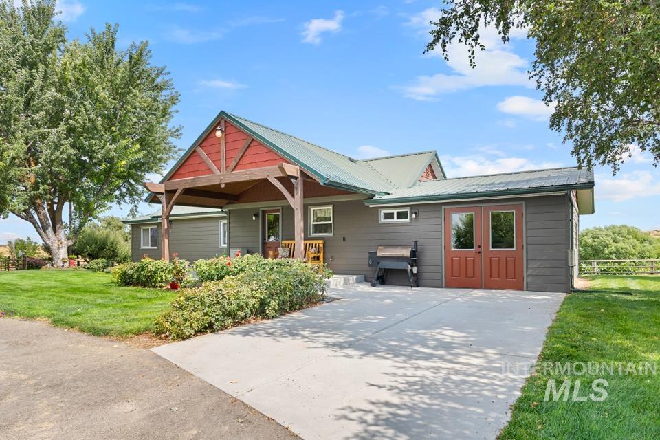 6500 SE 10th Avenue, Caldwell, Idaho 83607, 4 Bedrooms, 2 Bathrooms, Residential For Sale, Price $899,900,MLS 98998853