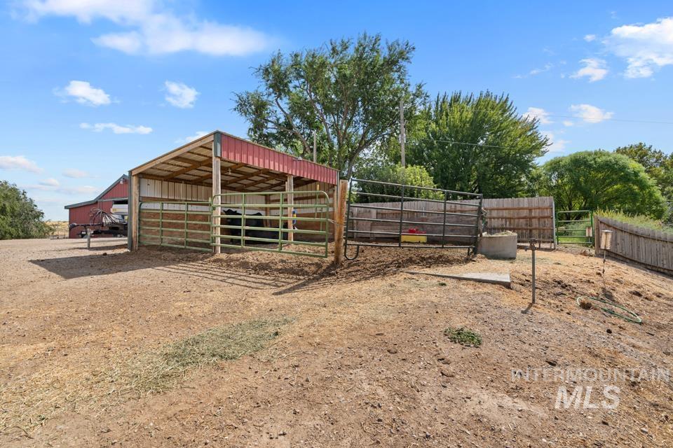 6500 SE 10th Avenue, Caldwell, Idaho 83607, 4 Bedrooms, 2 Bathrooms, Residential For Sale, Price $899,900,MLS 98998853